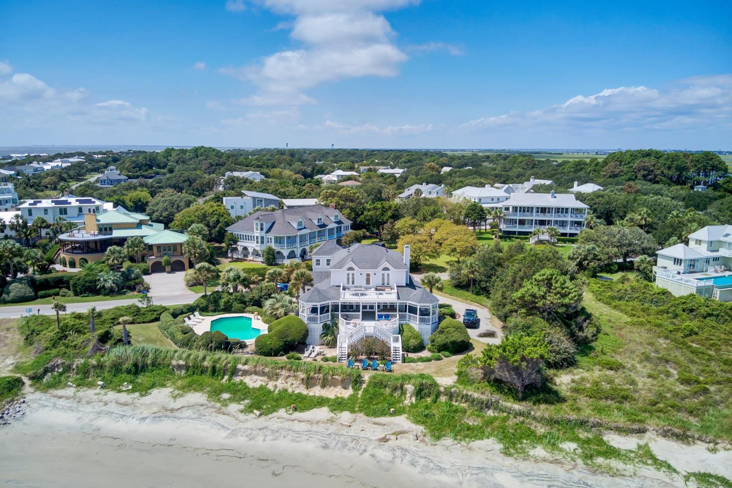 Haven by AvantStay Luxury Beachfront Home w Pool Gorgeous Patios