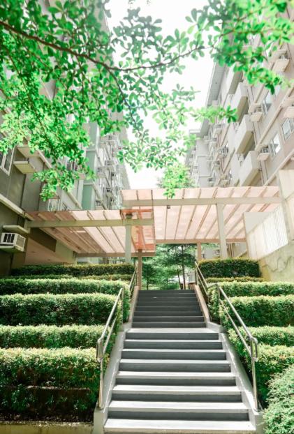 Daily Relax @ Trees Residence QC view 5