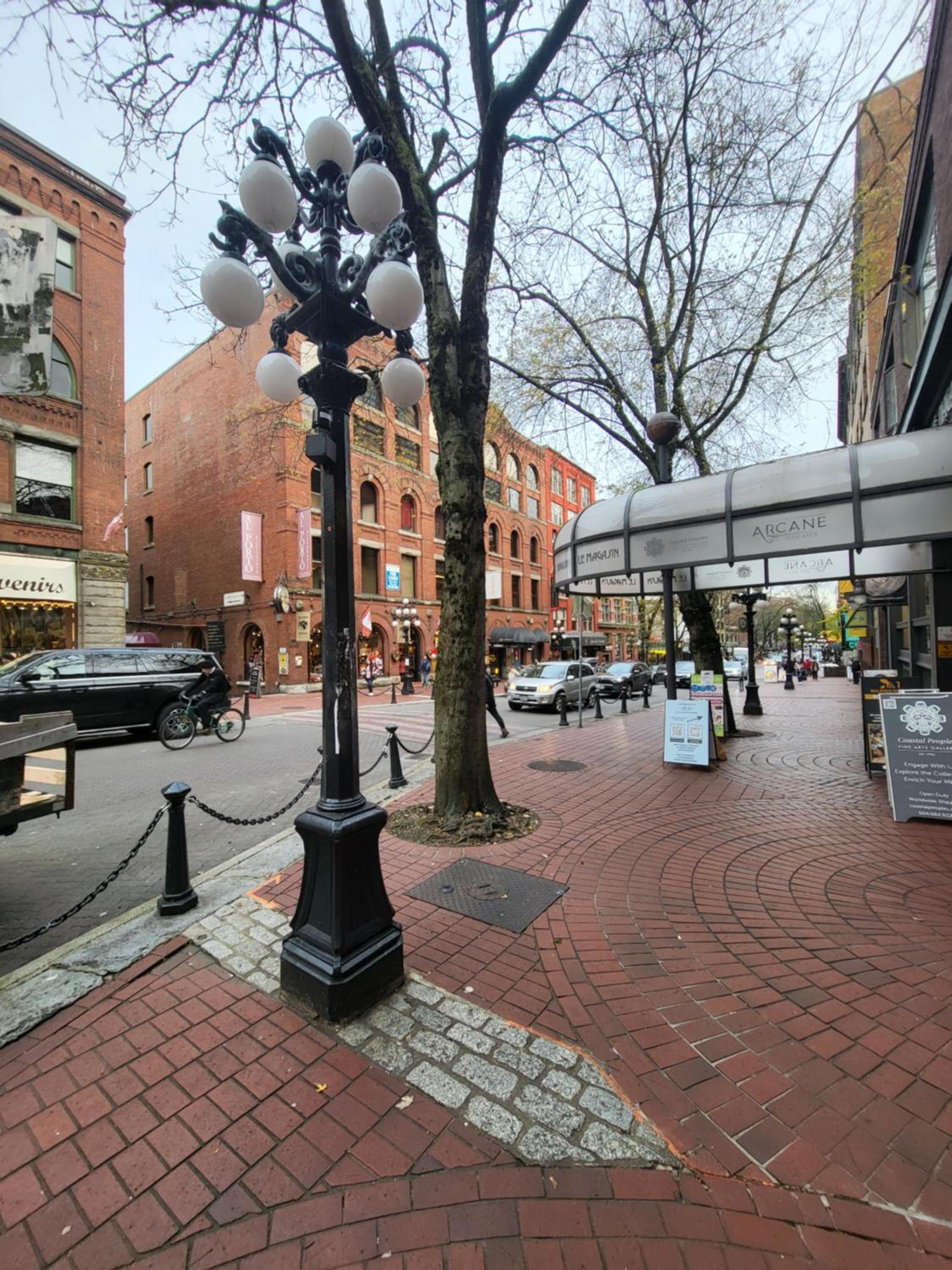 Downtown Center Silverstone Tower I and II Home in Vancouver