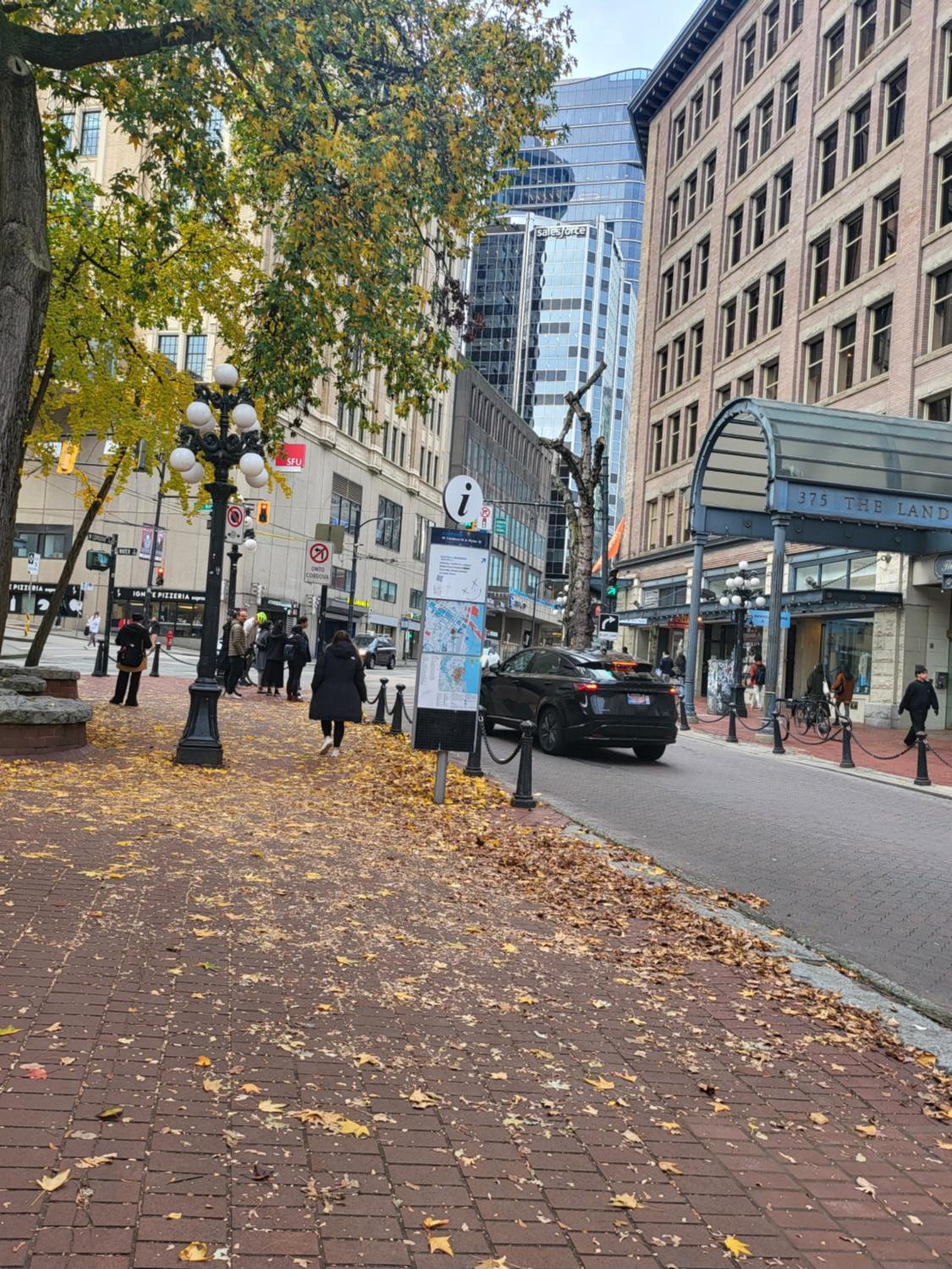 Downtown Center Silverstone Tower I and II Home in Vancouver
