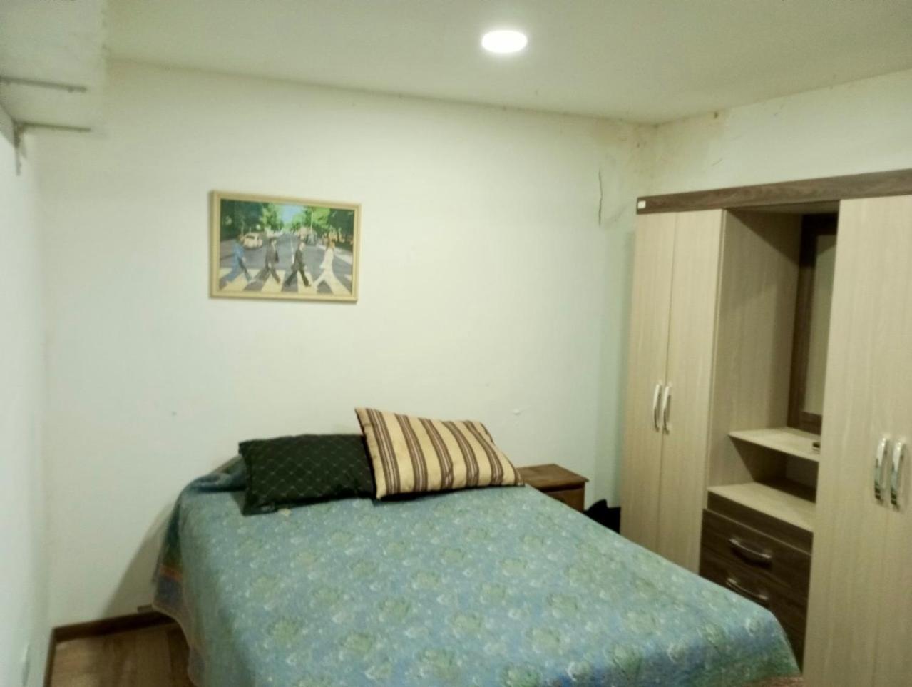 Renovada casa de 4 ambientes con patio y parrilla