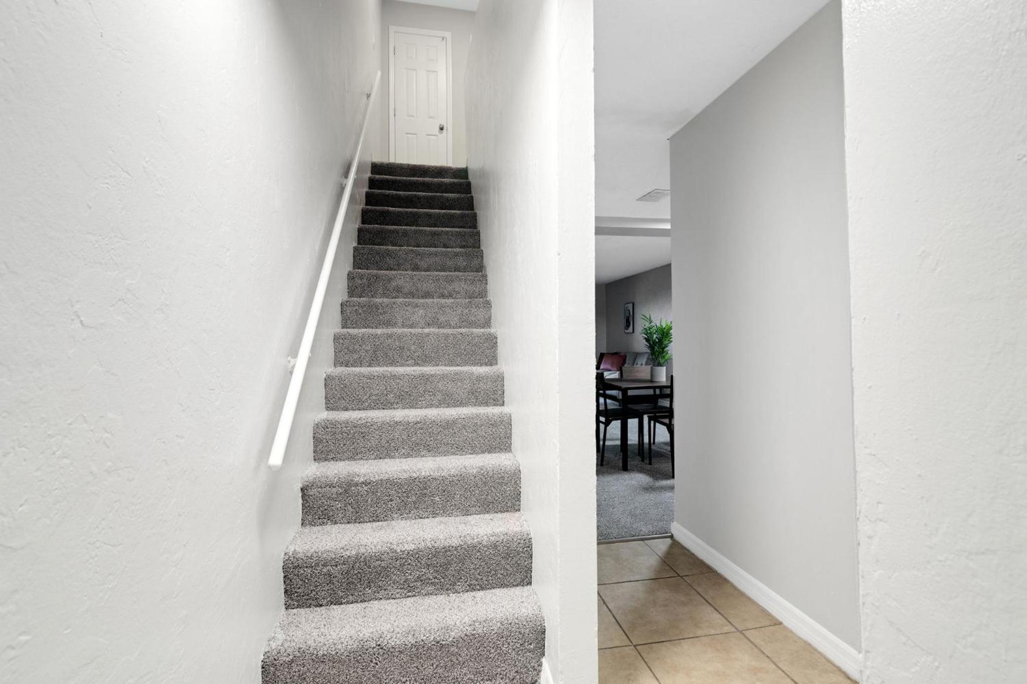 Sweetwater 9f I Beautiful 2bd Apt I Free Parking view 3