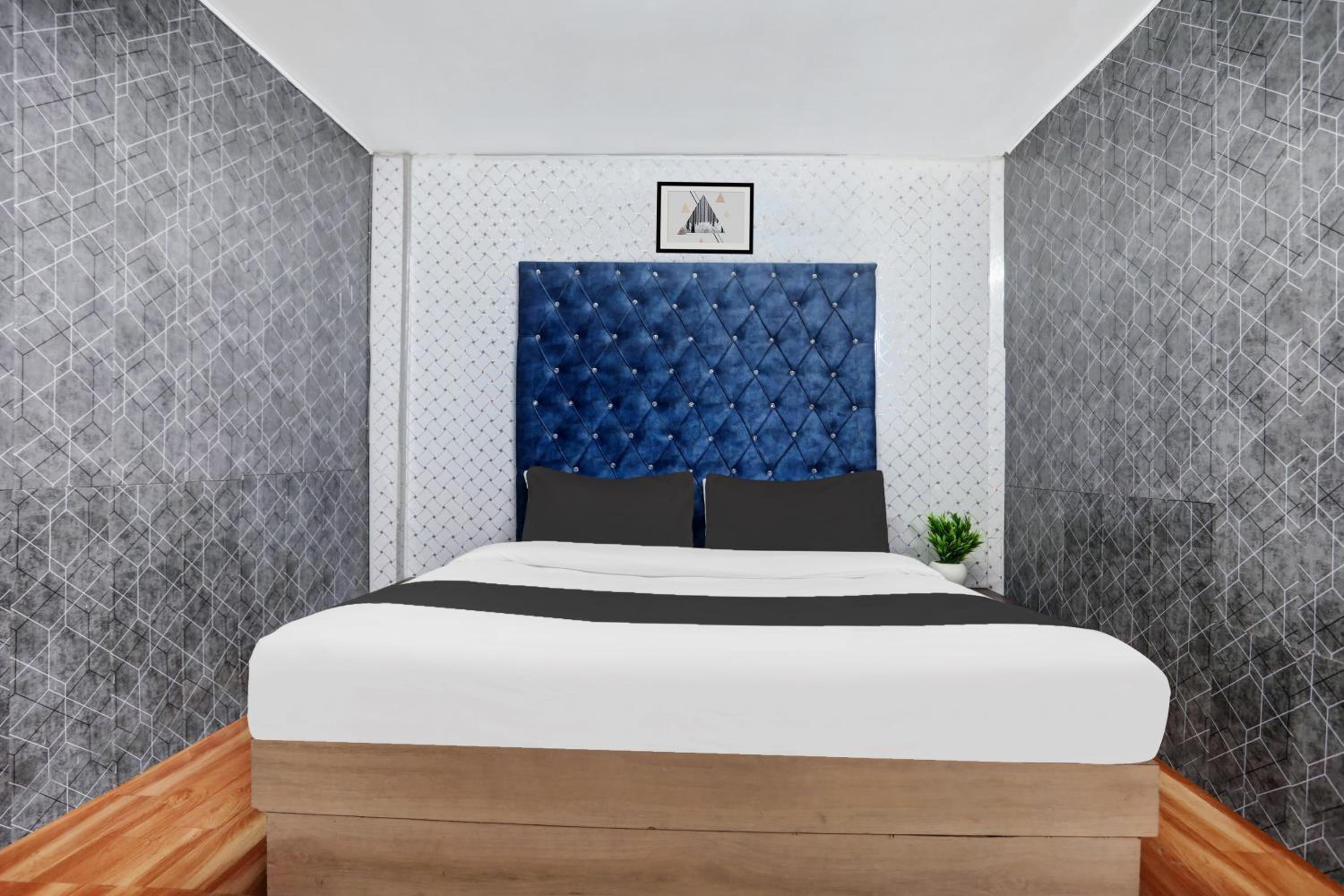 Hotel O AASHWINO ROOMS view 5
