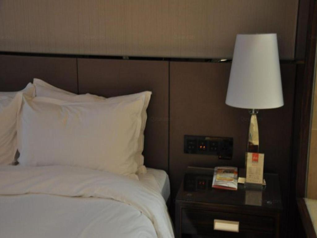 Nanjing Lakehome Hotels and Resorts