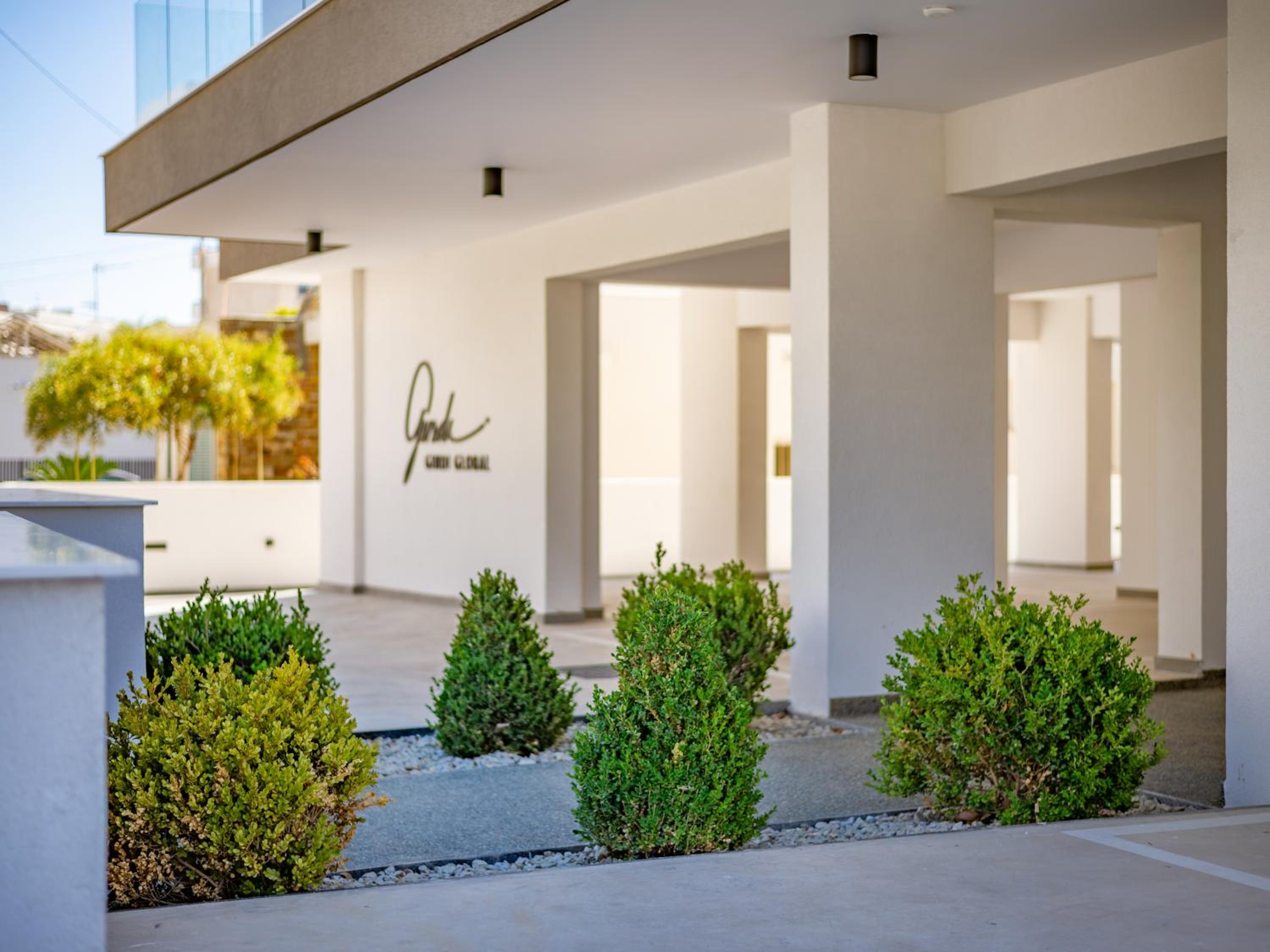 Sanders Breeze Limassol
