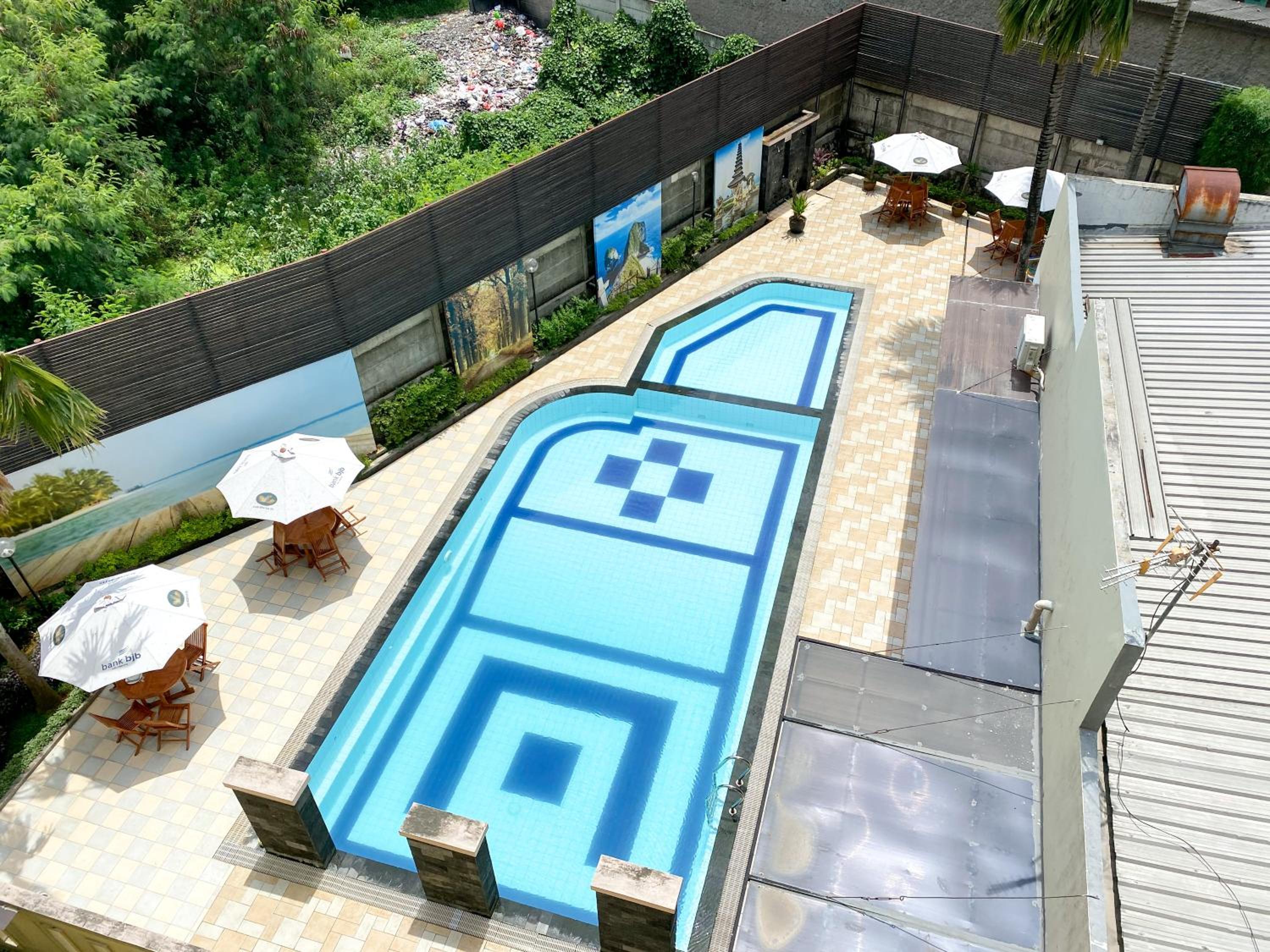 Elegant Studio Apartment Metropark Condominium Jababeka By Travelio