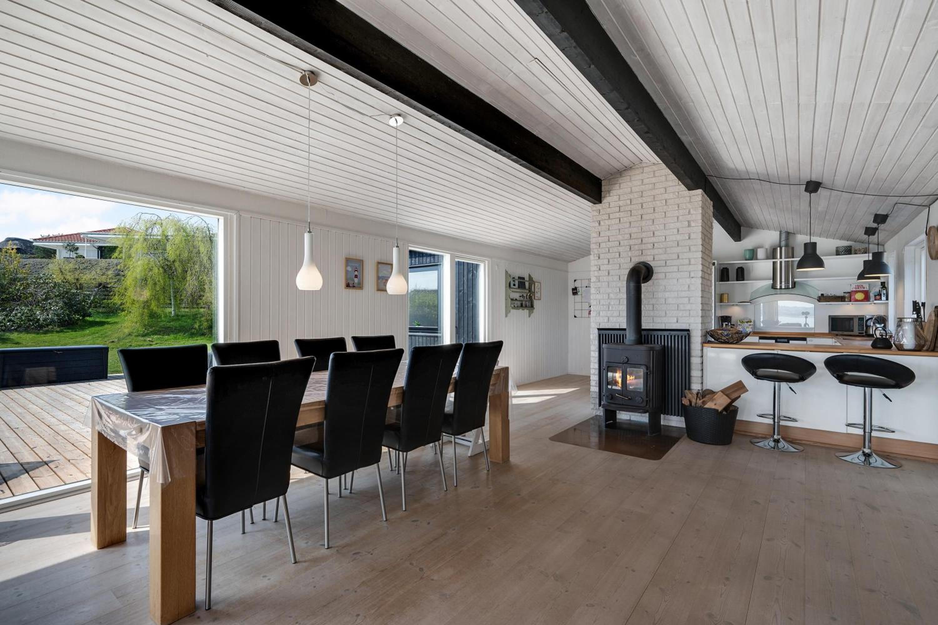Amazing Home In Ebeltoft With 4 Bedrooms And Wifi view 5
