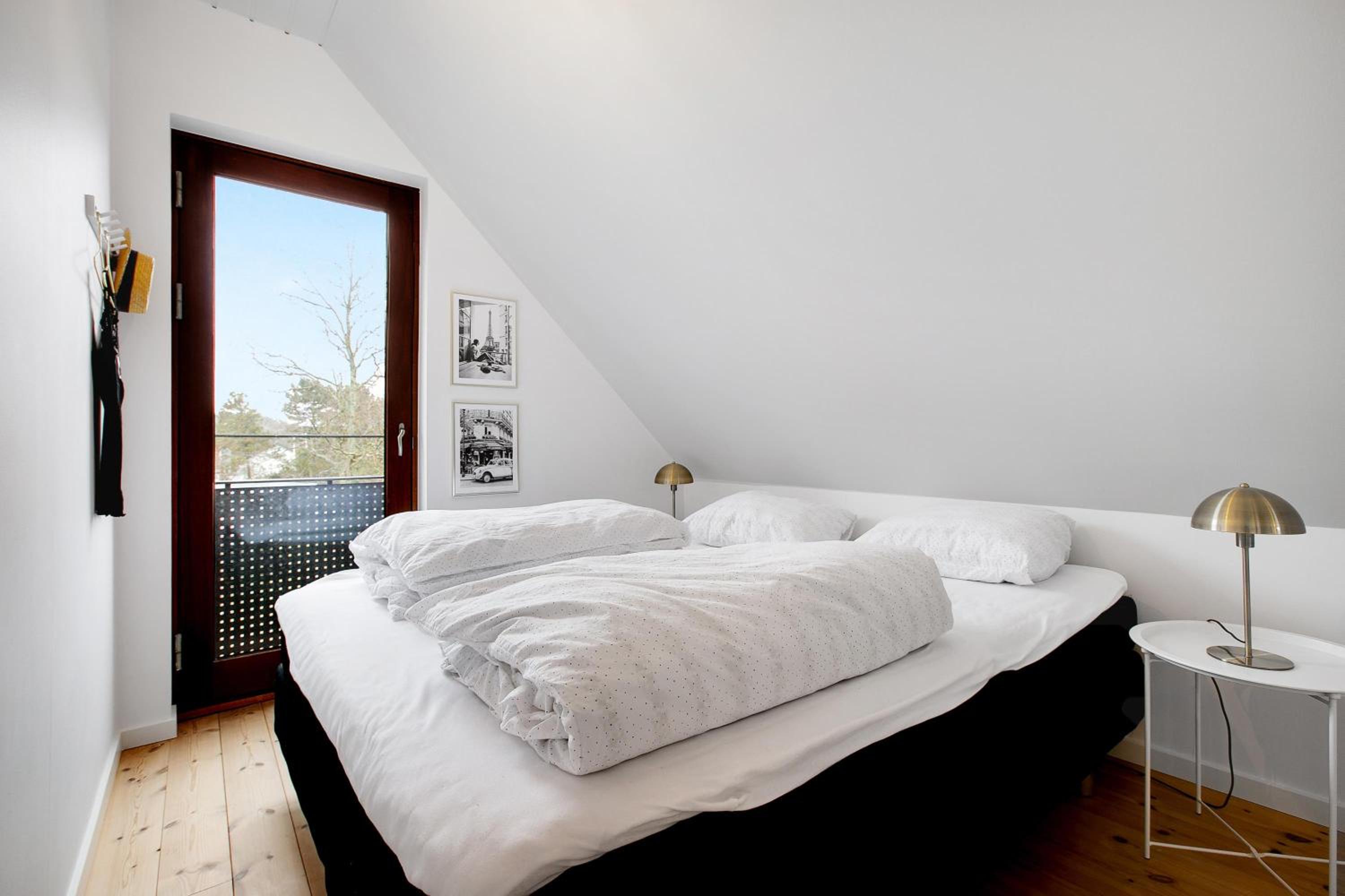 Nice Home In Ebeltoft With 3 Bedrooms And Internet view 3