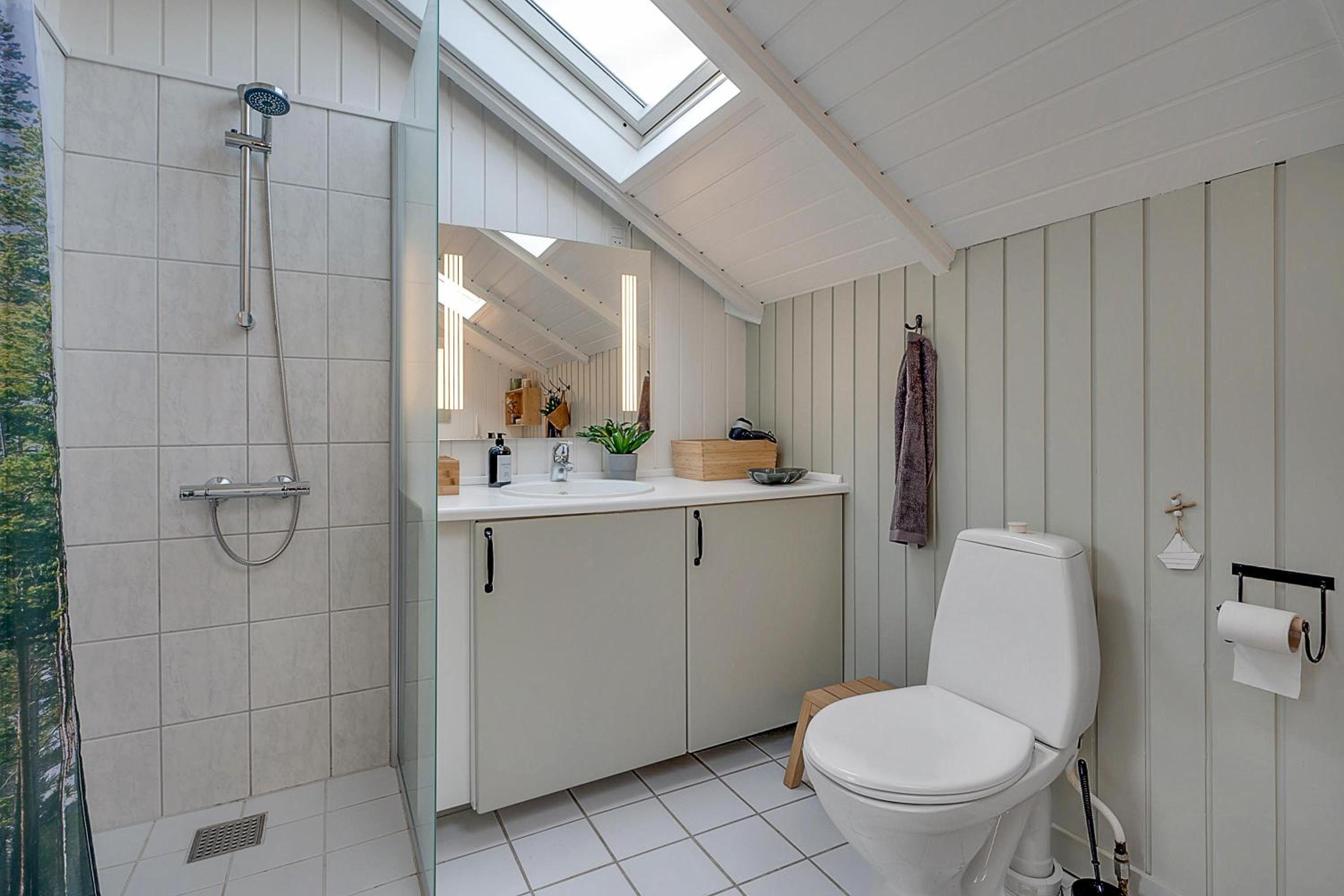 Bright Renovated Holiday Home Within Easy Reach Of The Beach And Ebeltofts Old Town