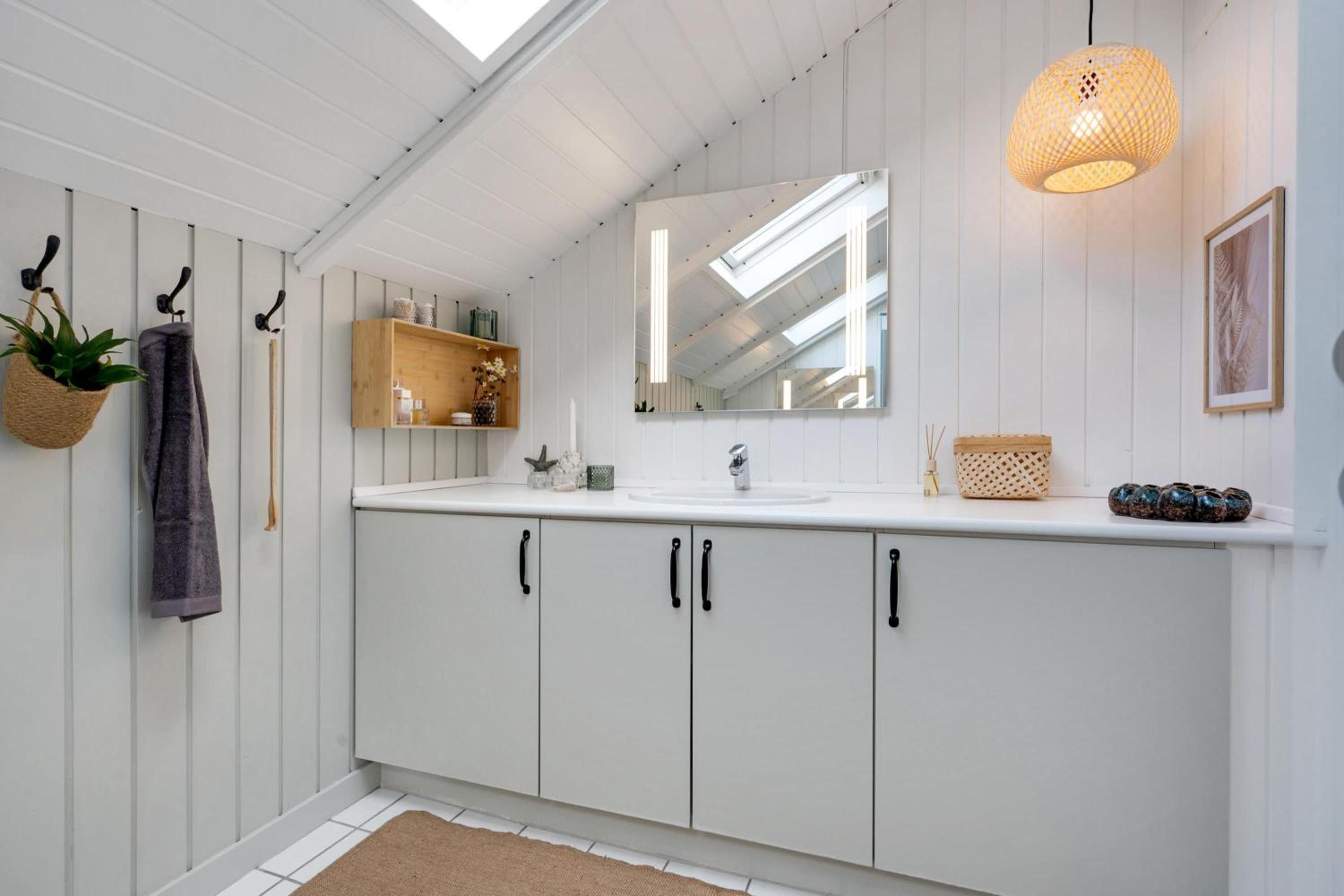 Bright Renovated Holiday Home Within Easy Reach Of The Beach And Ebeltofts Old Town
