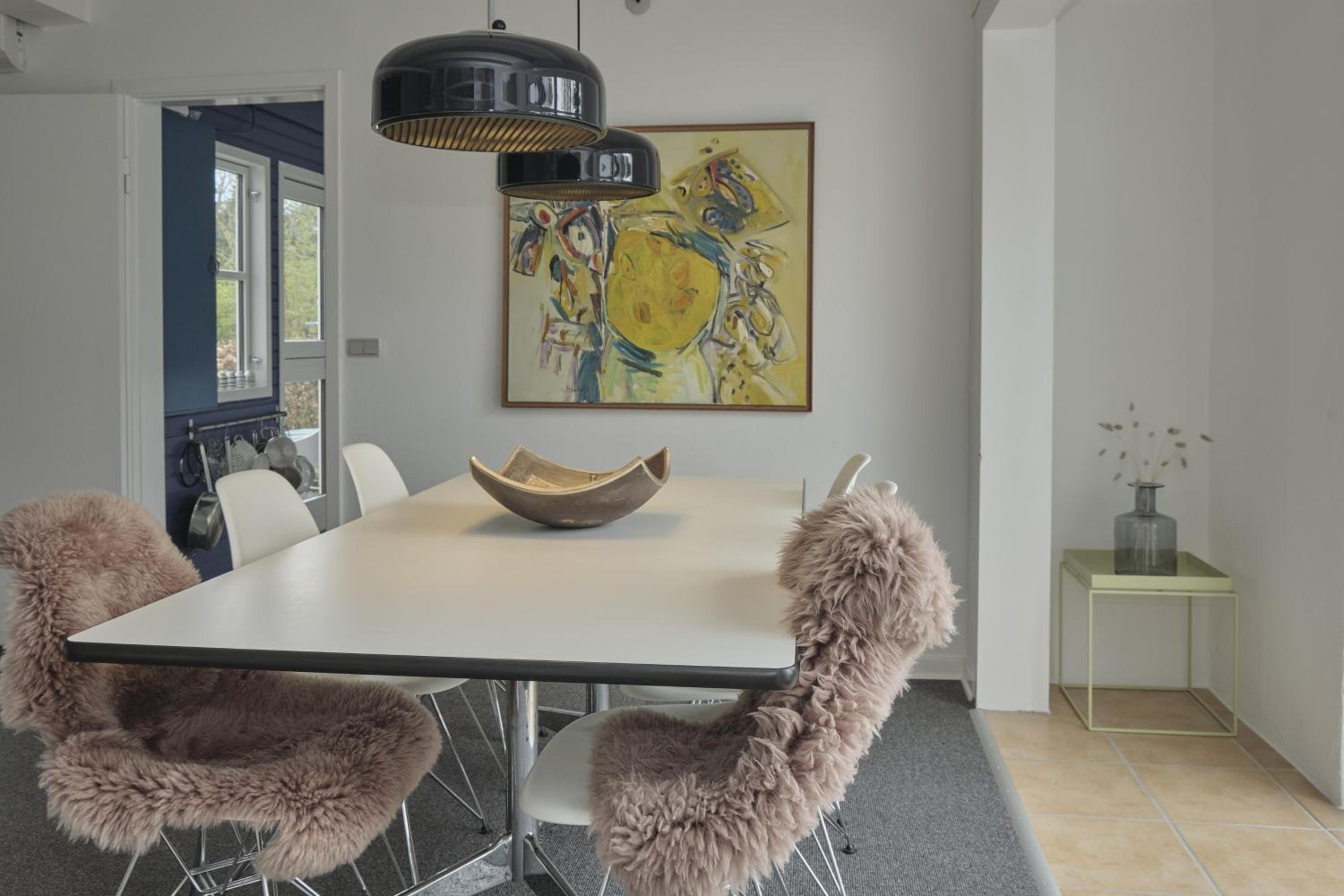 Well-Maintained House On Large Plot Only 250 Meters From Child-Friendly Sandy Beach