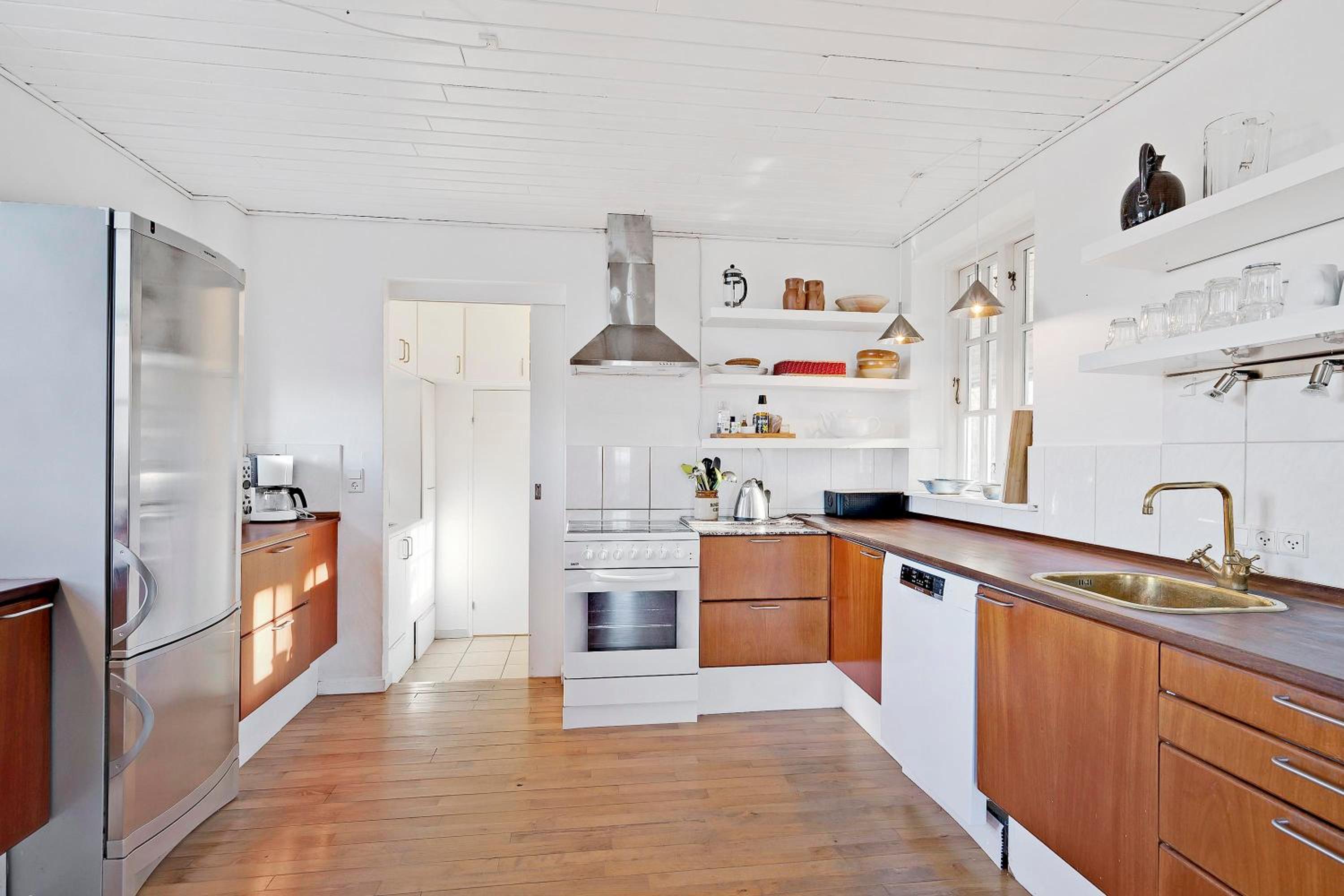 Awesome Home In Ebeltoft With 2 Bedrooms And Internet view 3