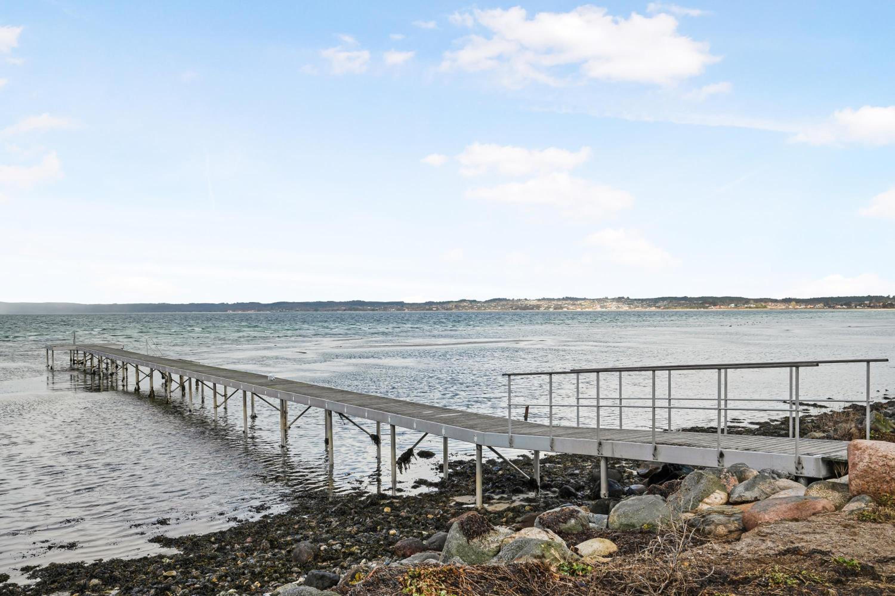 Waterfront Holiday Gem With Stunning Views Of Ebeltoft Bay