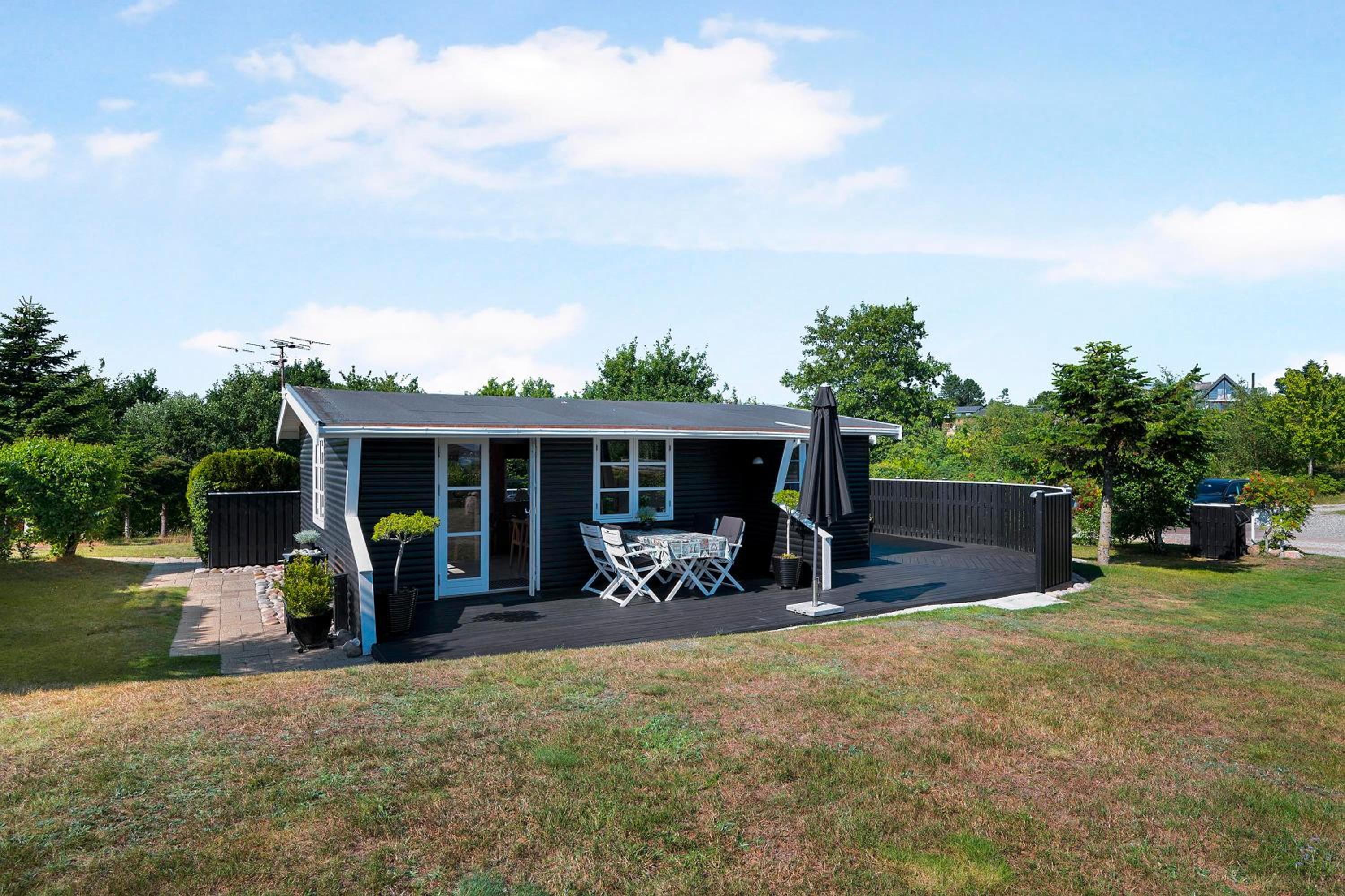Charming And Well-Kept Holiday Home With Sea Glimpse Near Ebeltoft