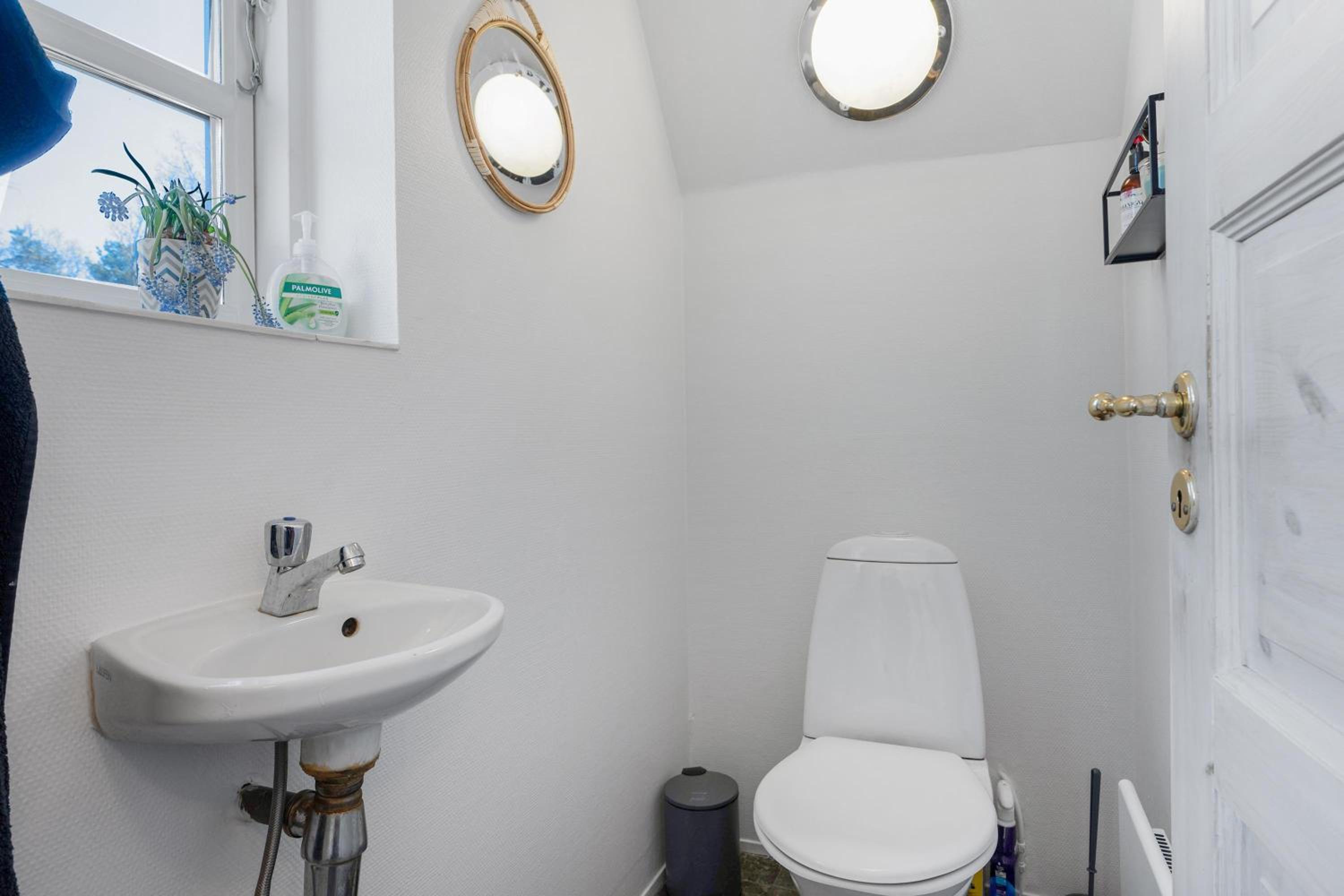 Rent A Charming And Well-Maintained Holiday Home With A Beautiful Sea View In Ebeltoft