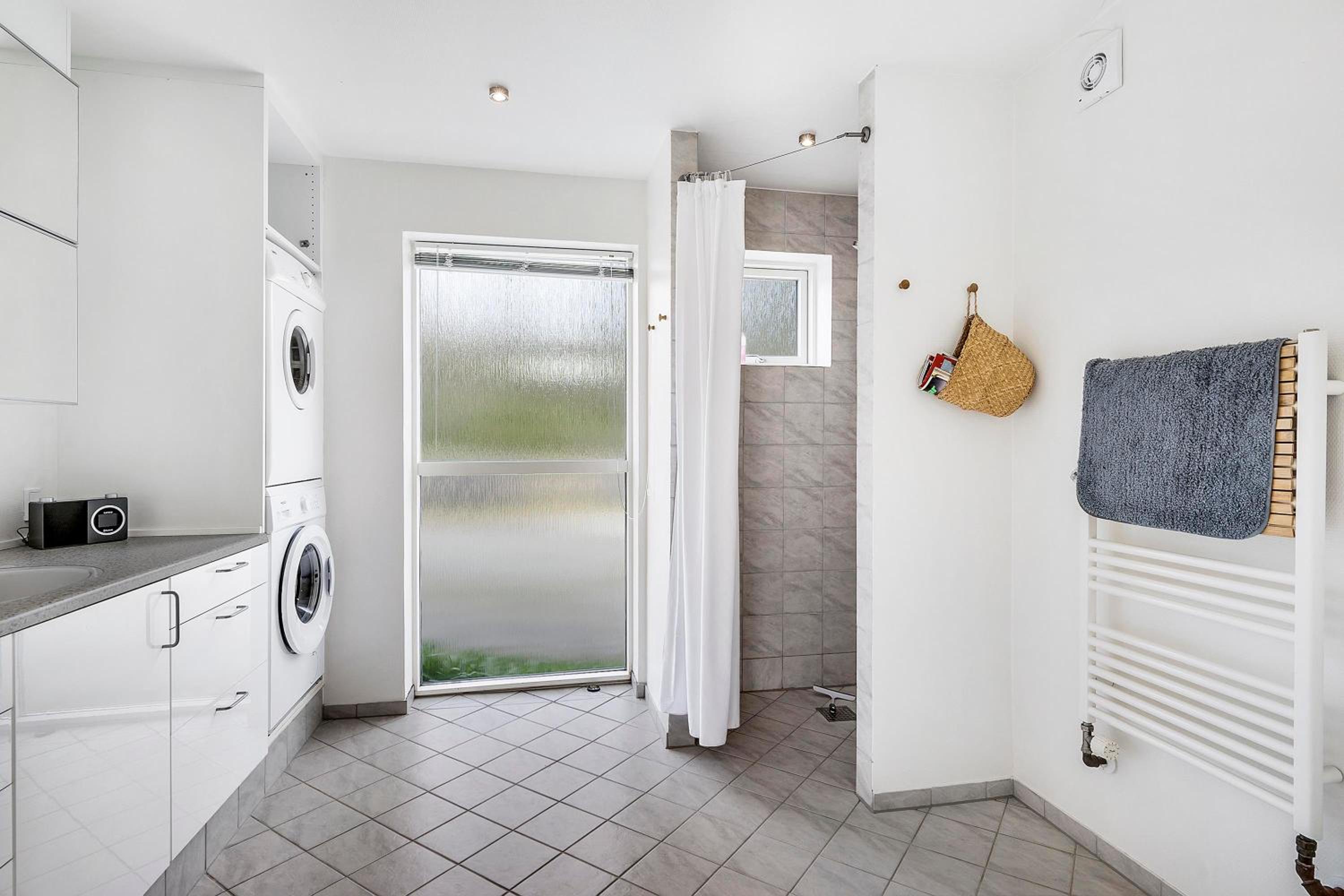 Charming And Well-Kept Holiday Home Near The Child-Friendly Beach At Begtrup Vig
