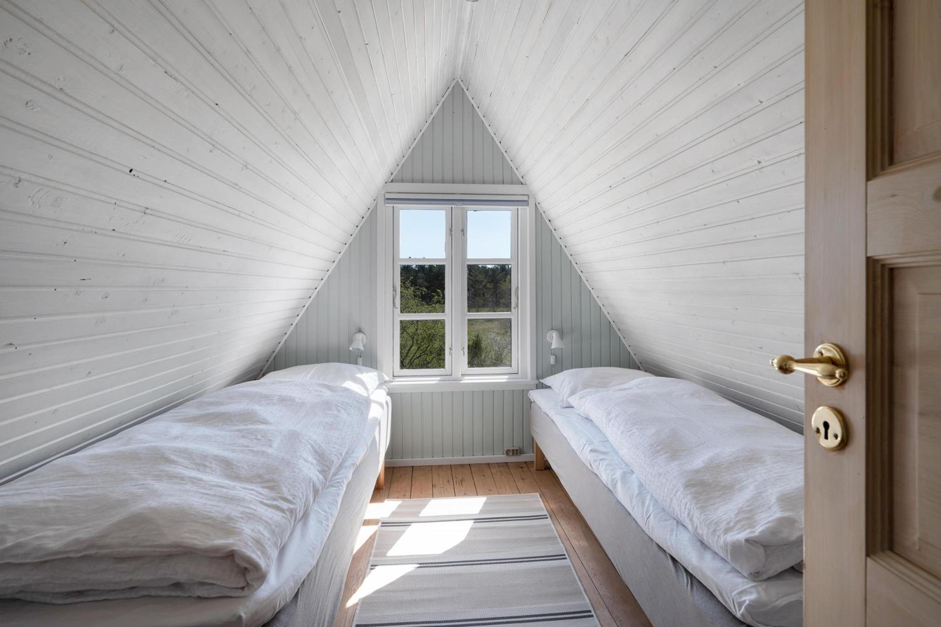 Rent A Charming And Well-Maintained Holiday Home With A Beautiful Sea View In Ebeltoft