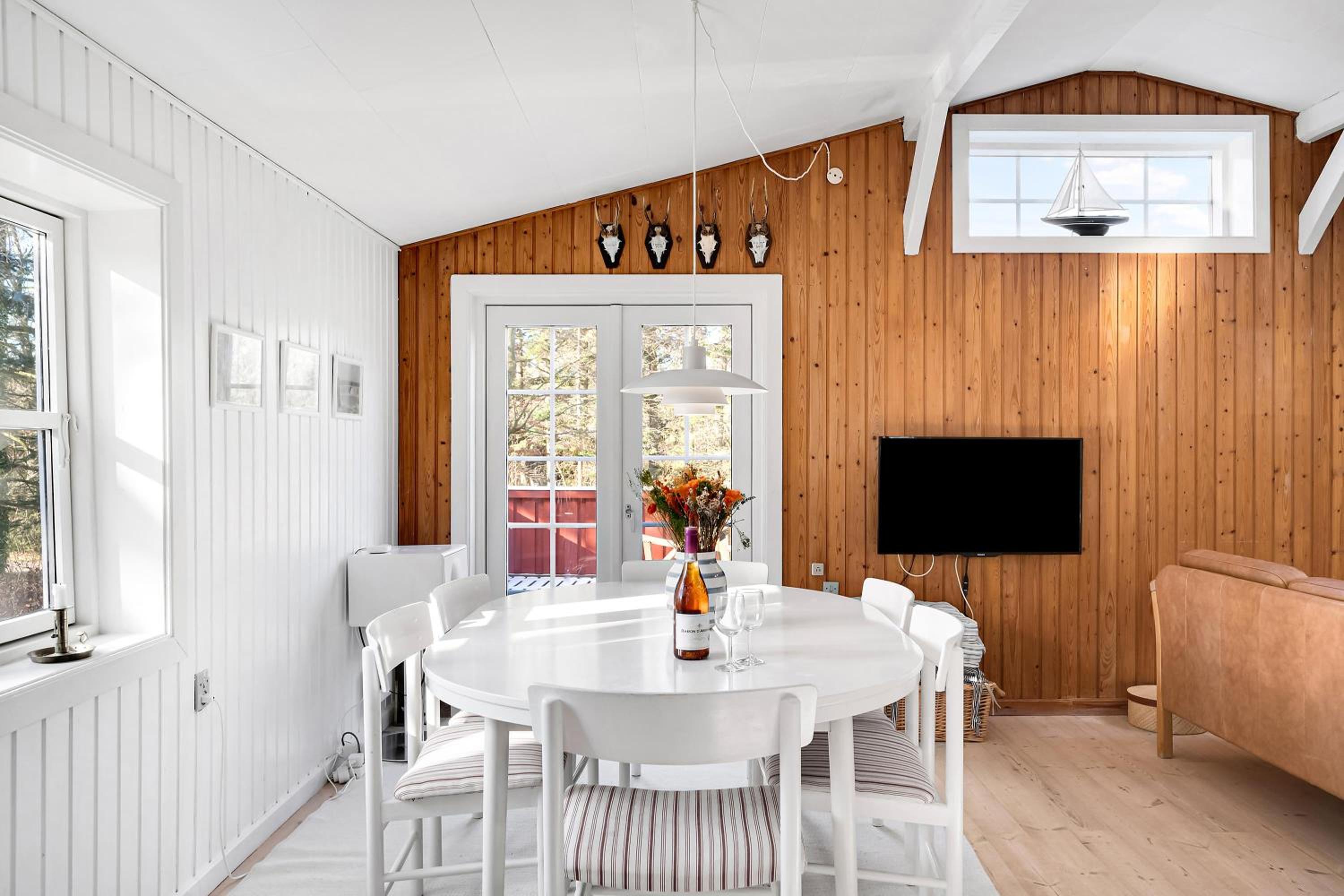 Amazing Home In Ebeltoft With 2 Bedrooms And Internet view 2