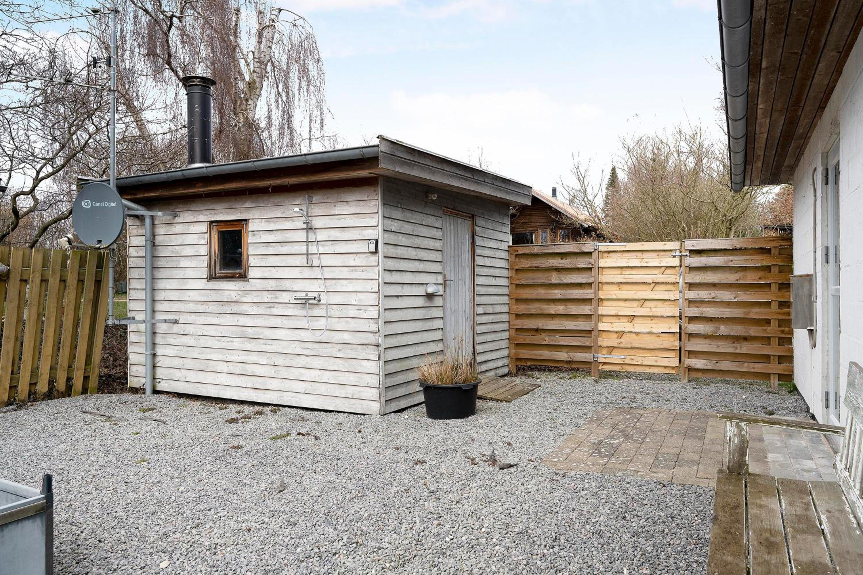 Charming And Well-Kept Holiday Home Near The Child-Friendly Beach At Begtrup Vig