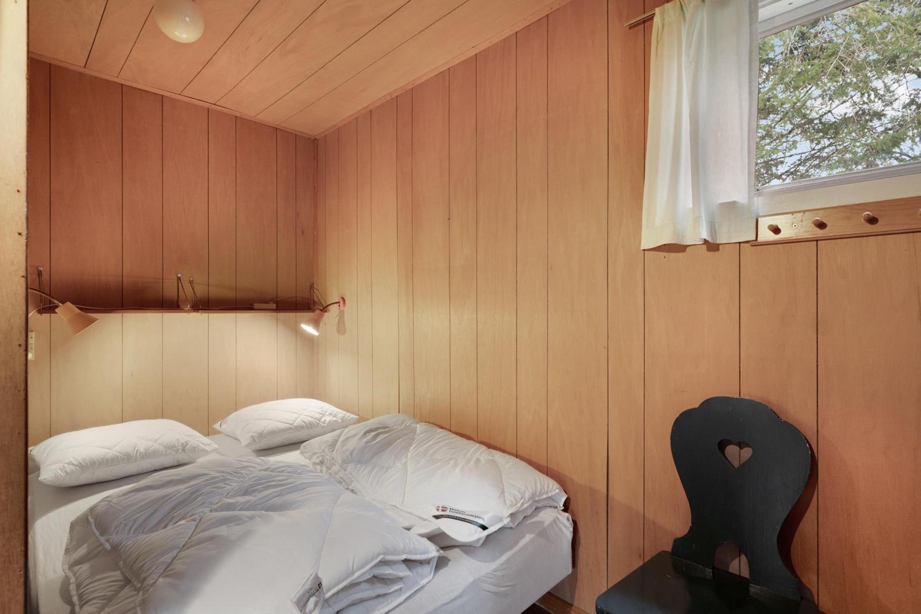 Authentic Holiday Cottage Surrounded By Nature Near Grenaa Beach