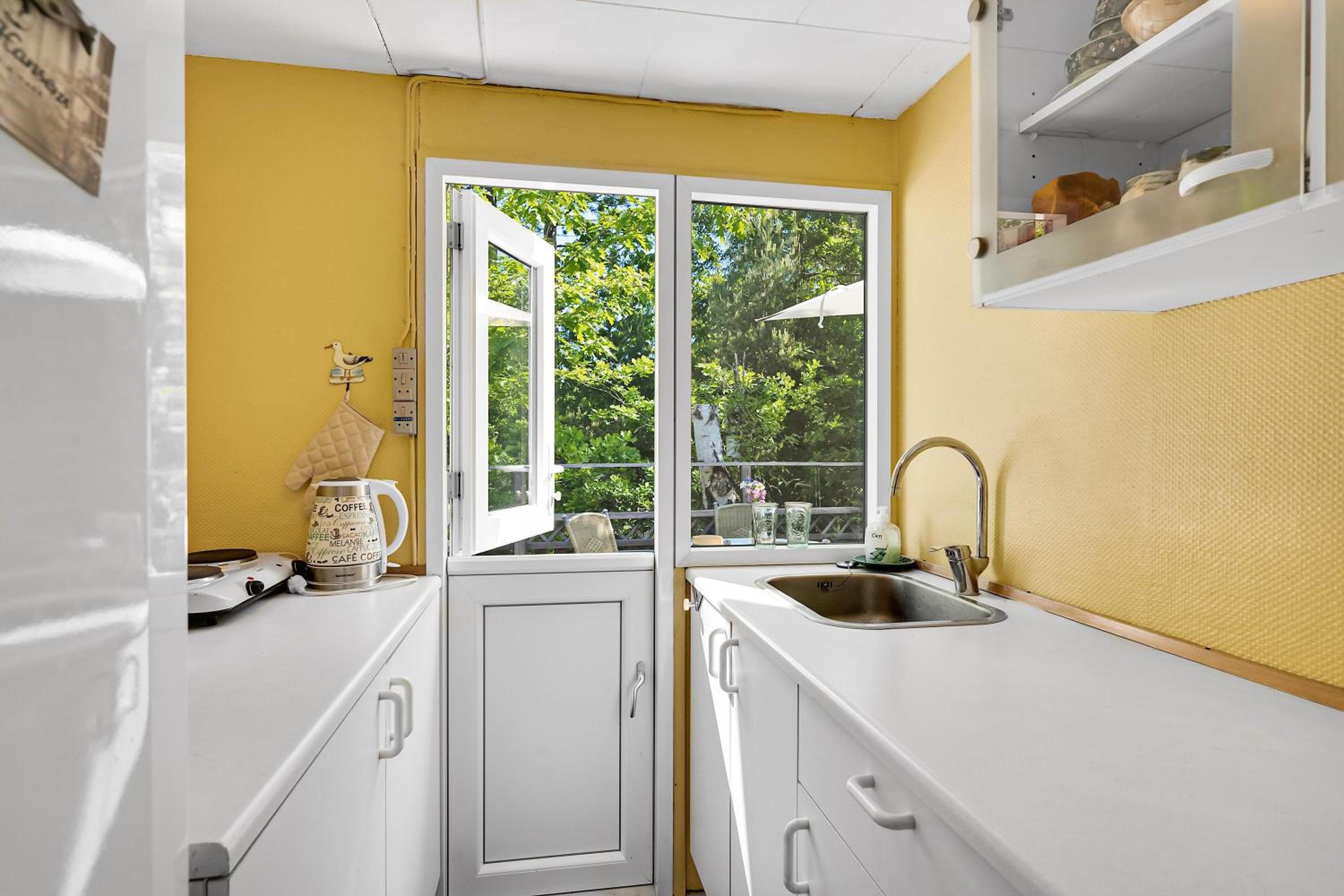Authentic Holiday Cottage Near Fjellerup Beach