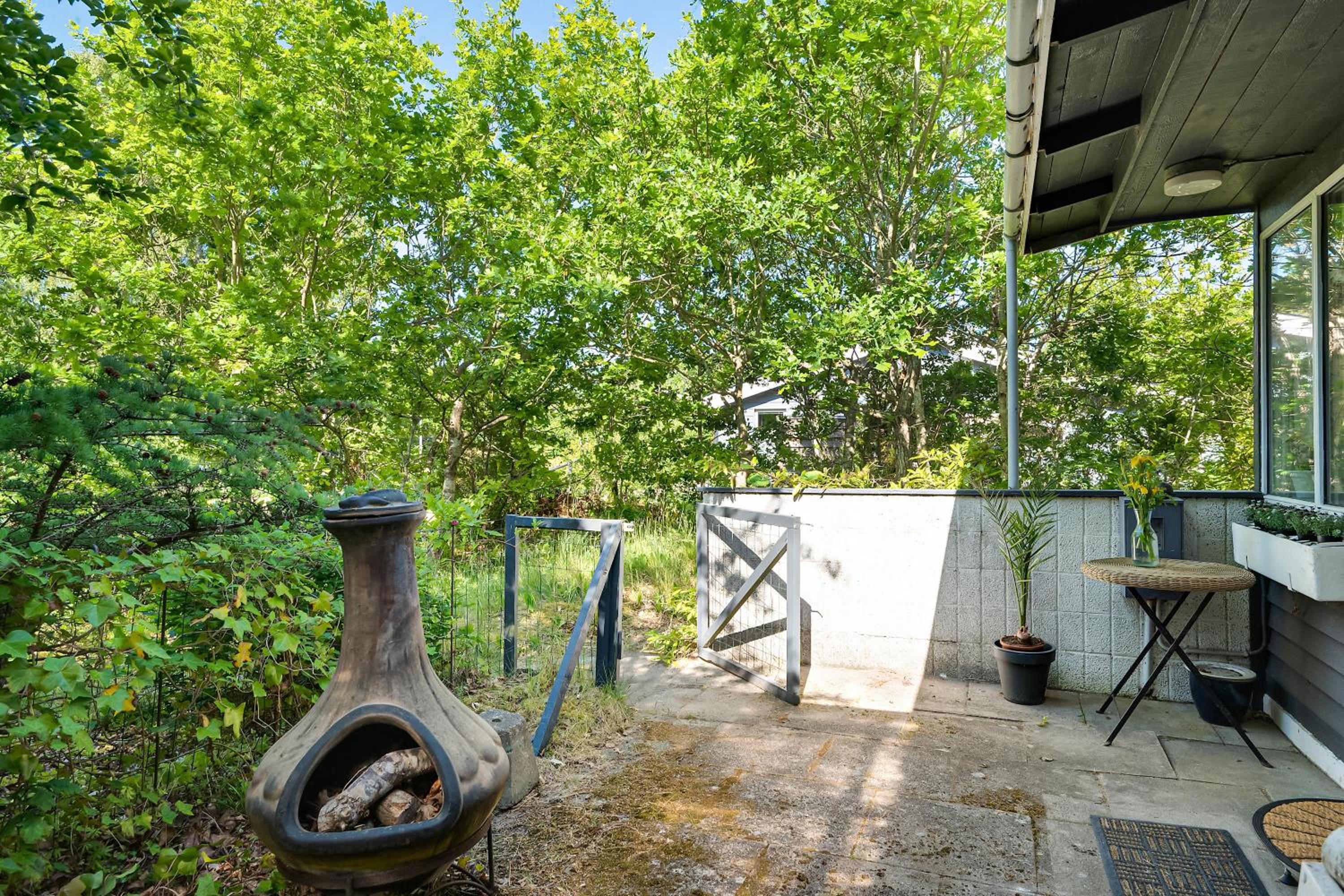 Authentic Holiday Cottage Near Fjellerup Beach
