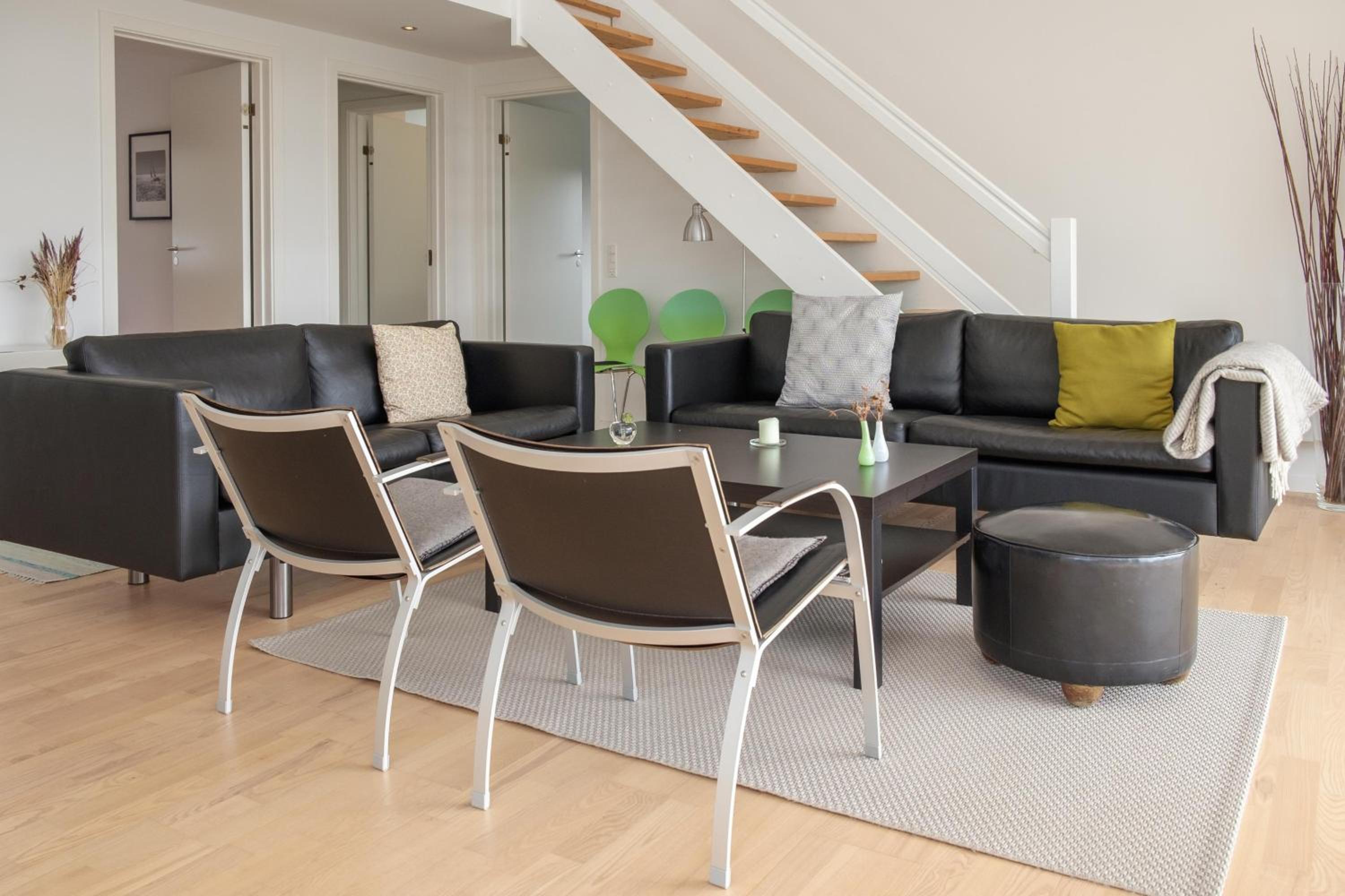 Nice Home In Ebeltoft With 5 Bedrooms And Internet view 4