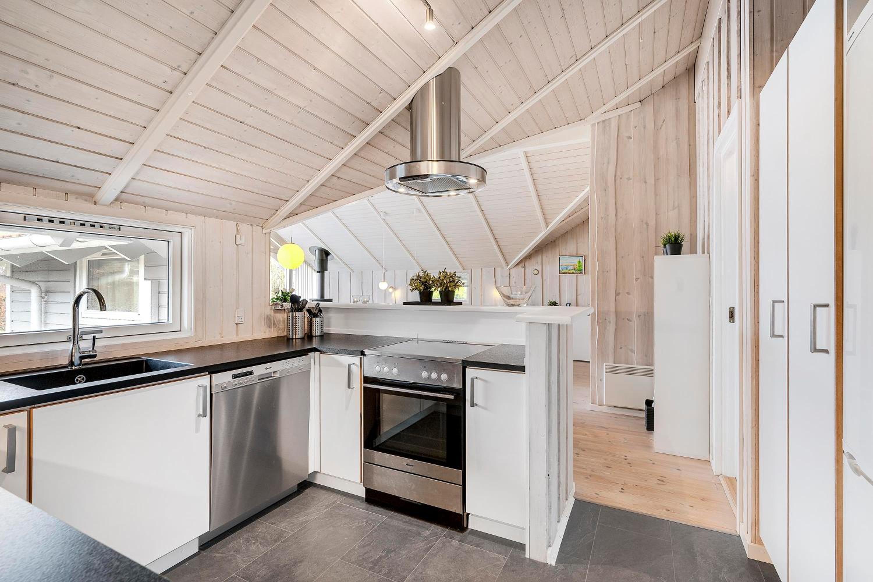 Spacious And Well-Kept Holiday Home With Spa And Sauna Near Øer Beach view 2