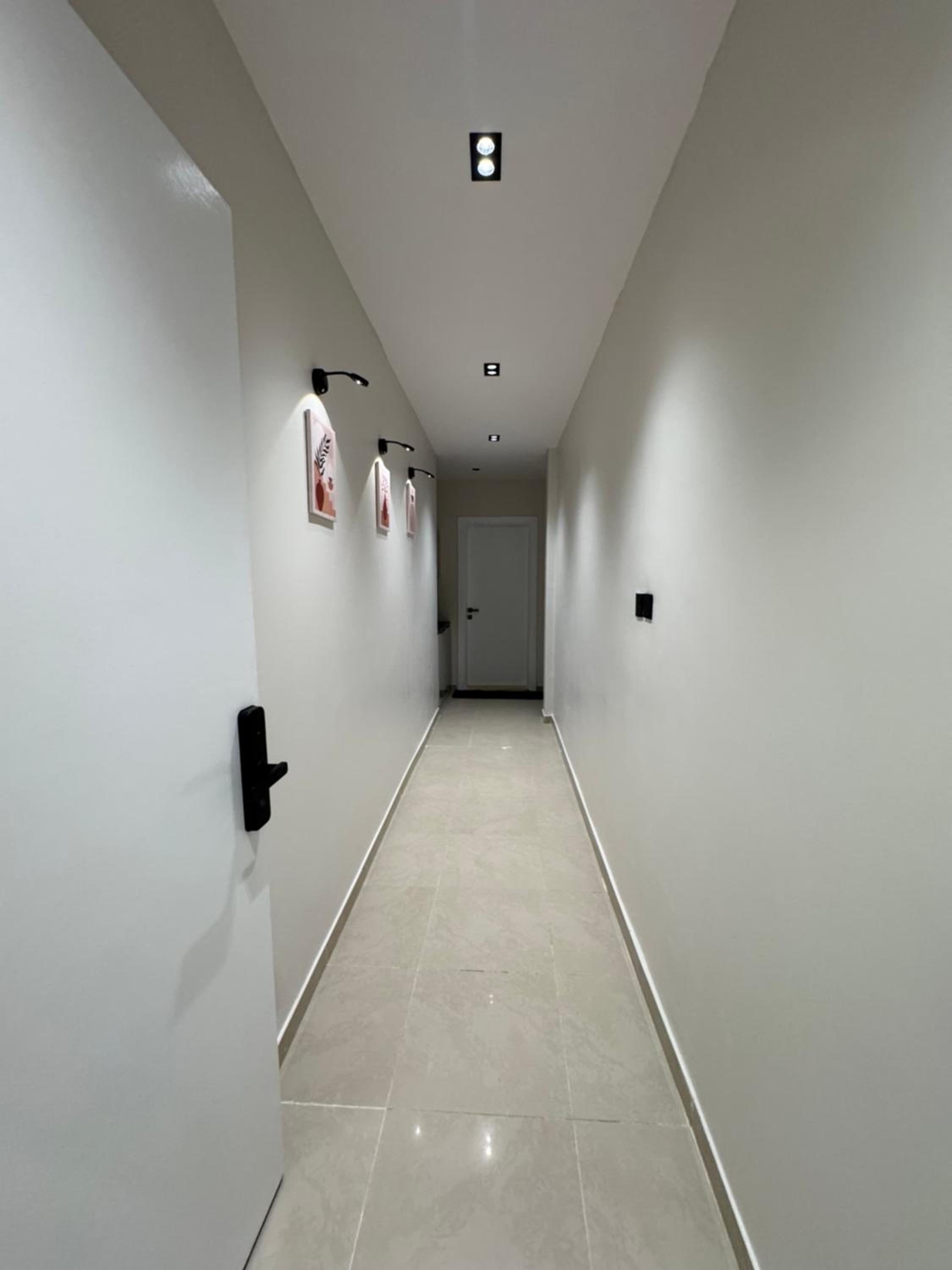 74Stay Elegant&self entry studio