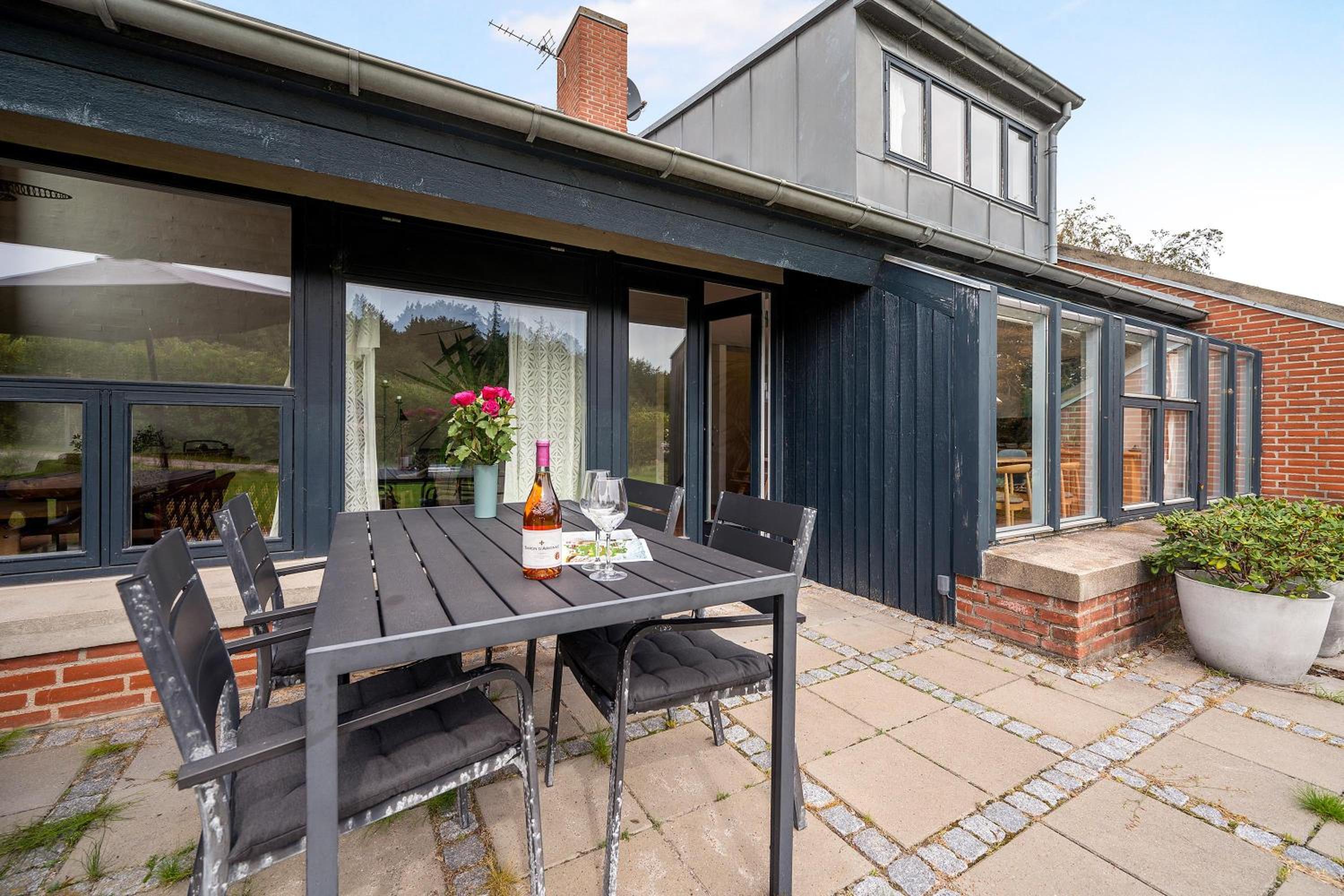 Charming Split-Level Holiday Home On Scenic Helgenæs