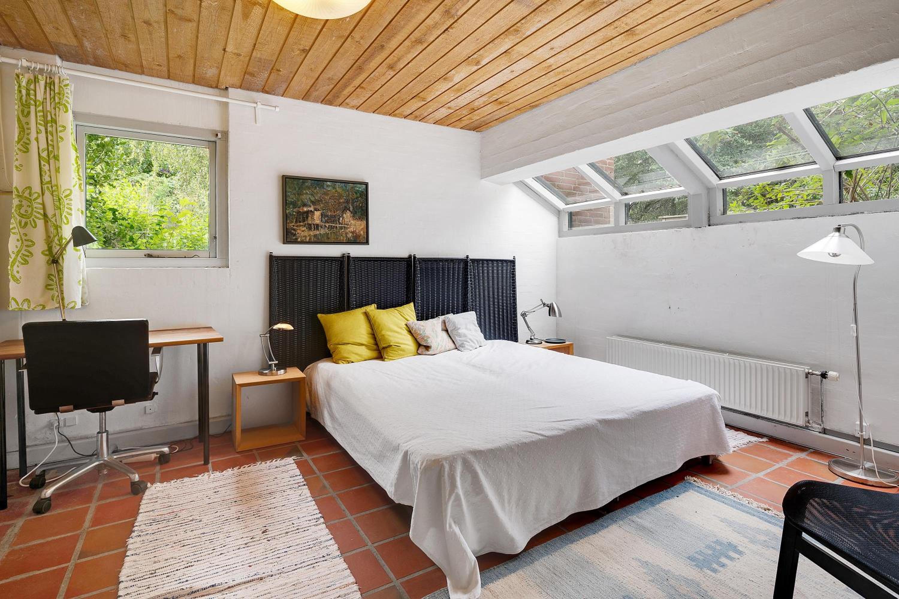 Charming Split-Level Holiday Home On Scenic Helgenæs