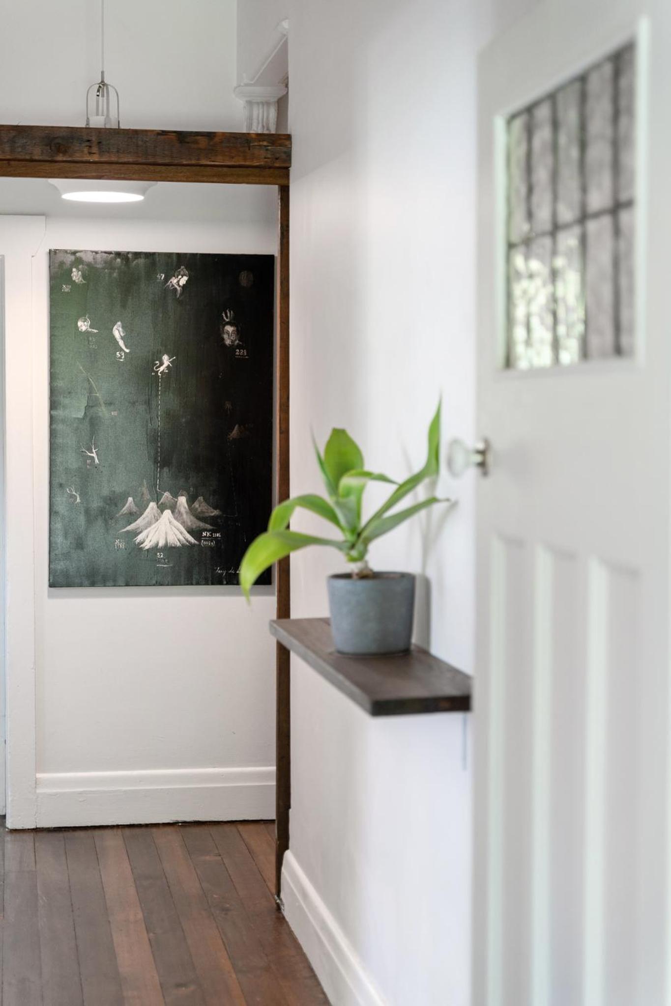 Garden Retreat 5-BDR House near Centennial Park