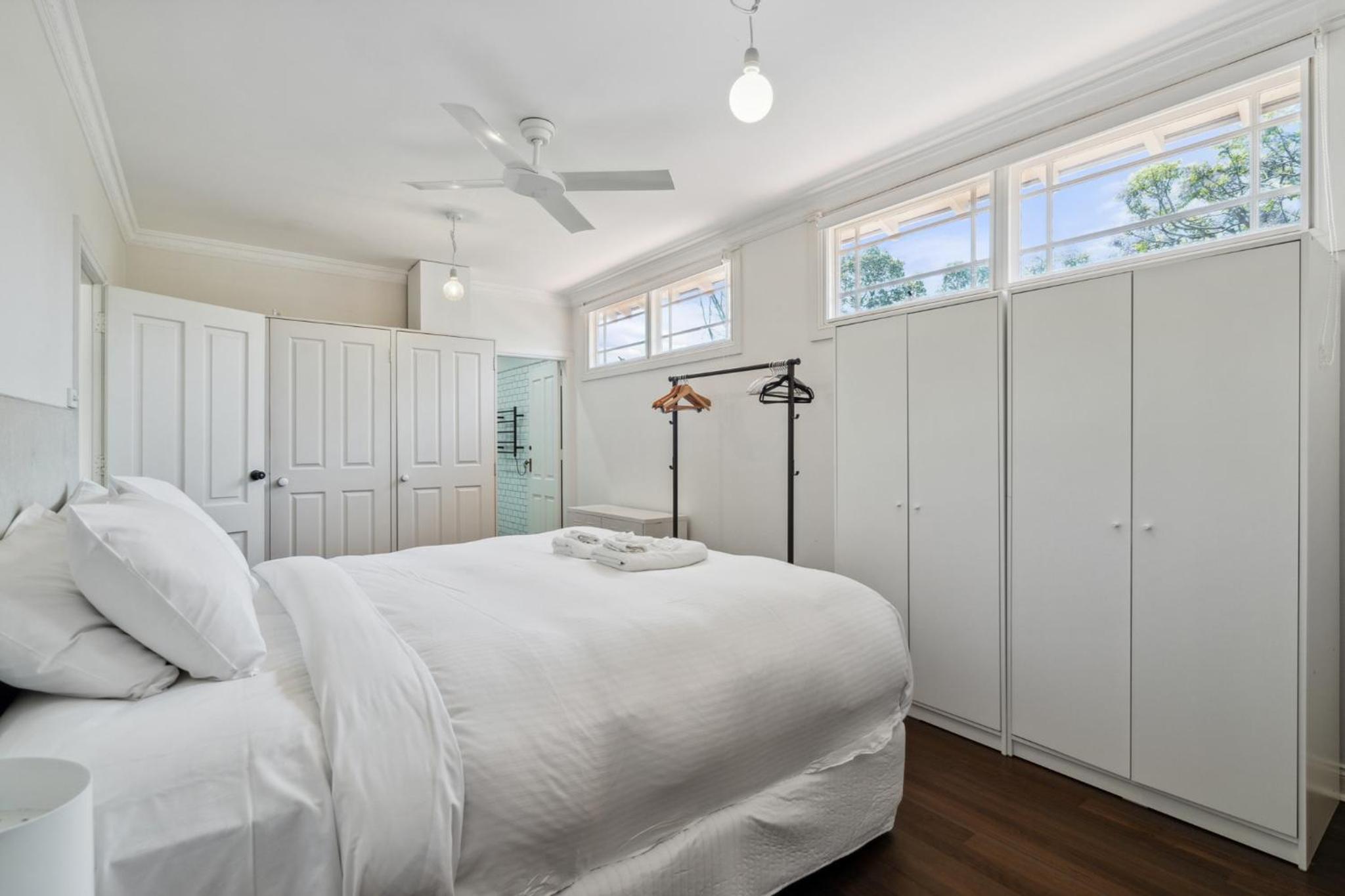 Garden Retreat 5-BDR House near Centennial Park