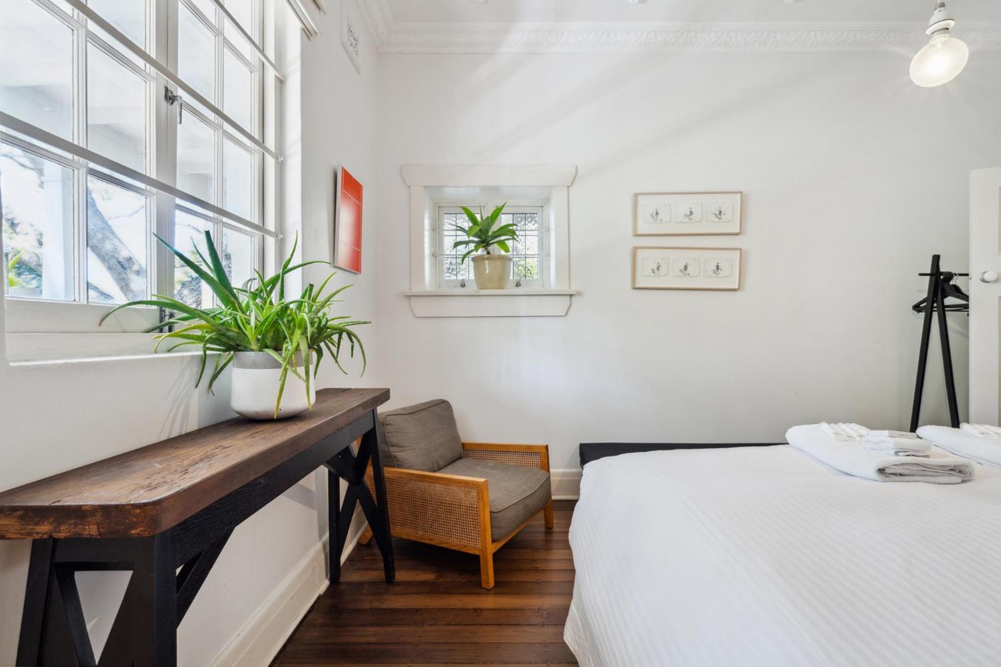 Garden Retreat 5-BDR House near Centennial Park