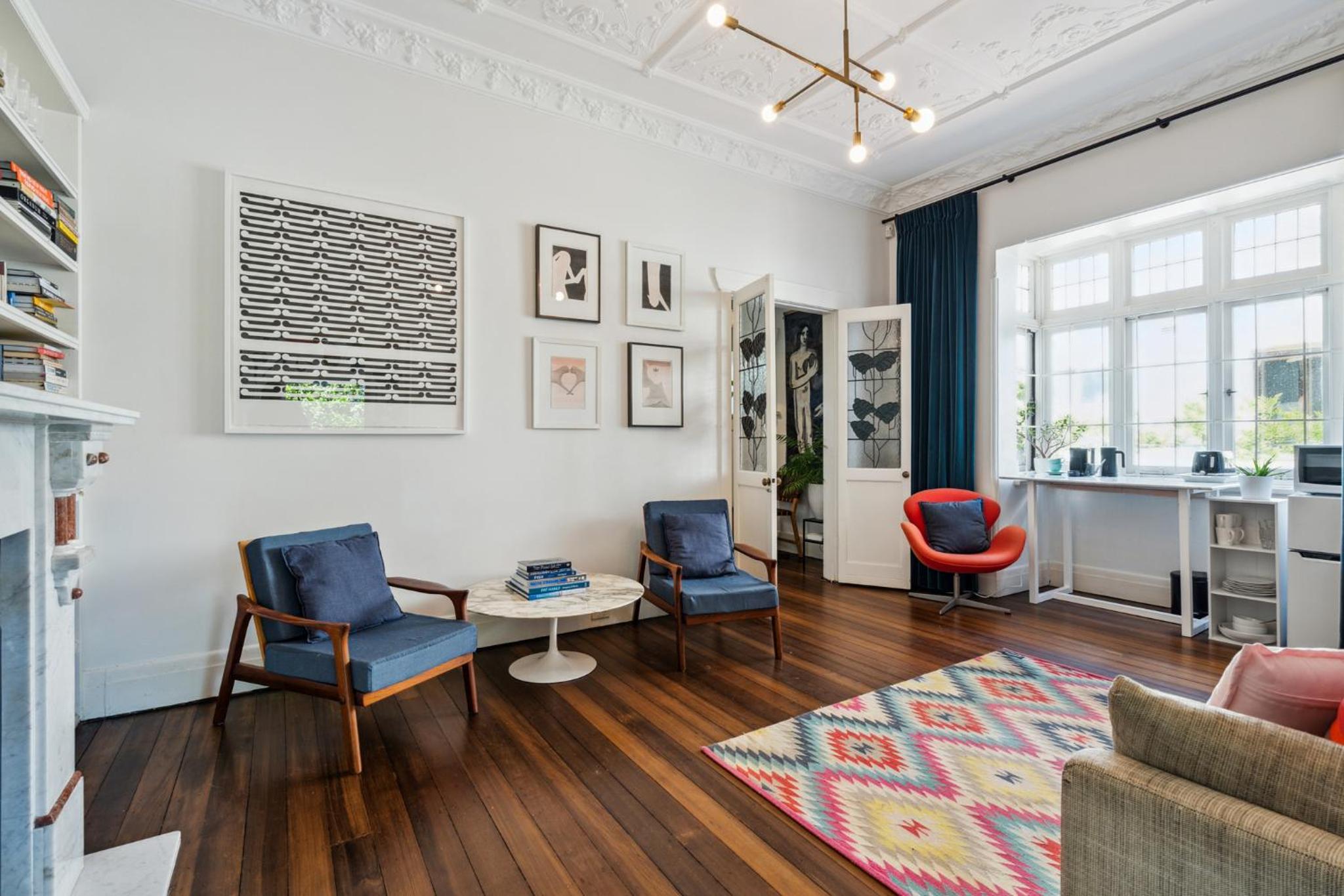 Garden Retreat 5-BDR House near Centennial Park