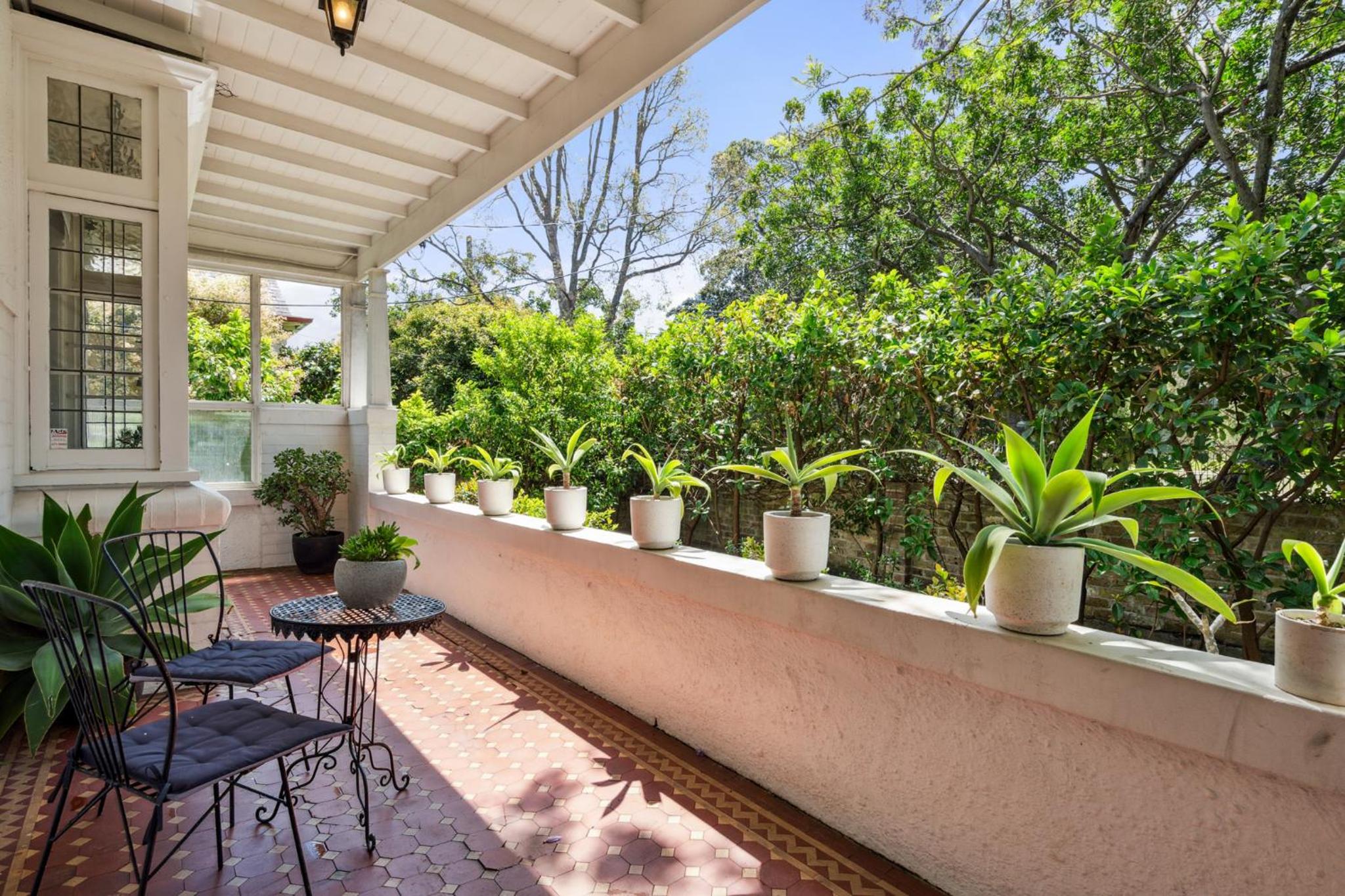 Garden Retreat 5-BDR House near Centennial Park
