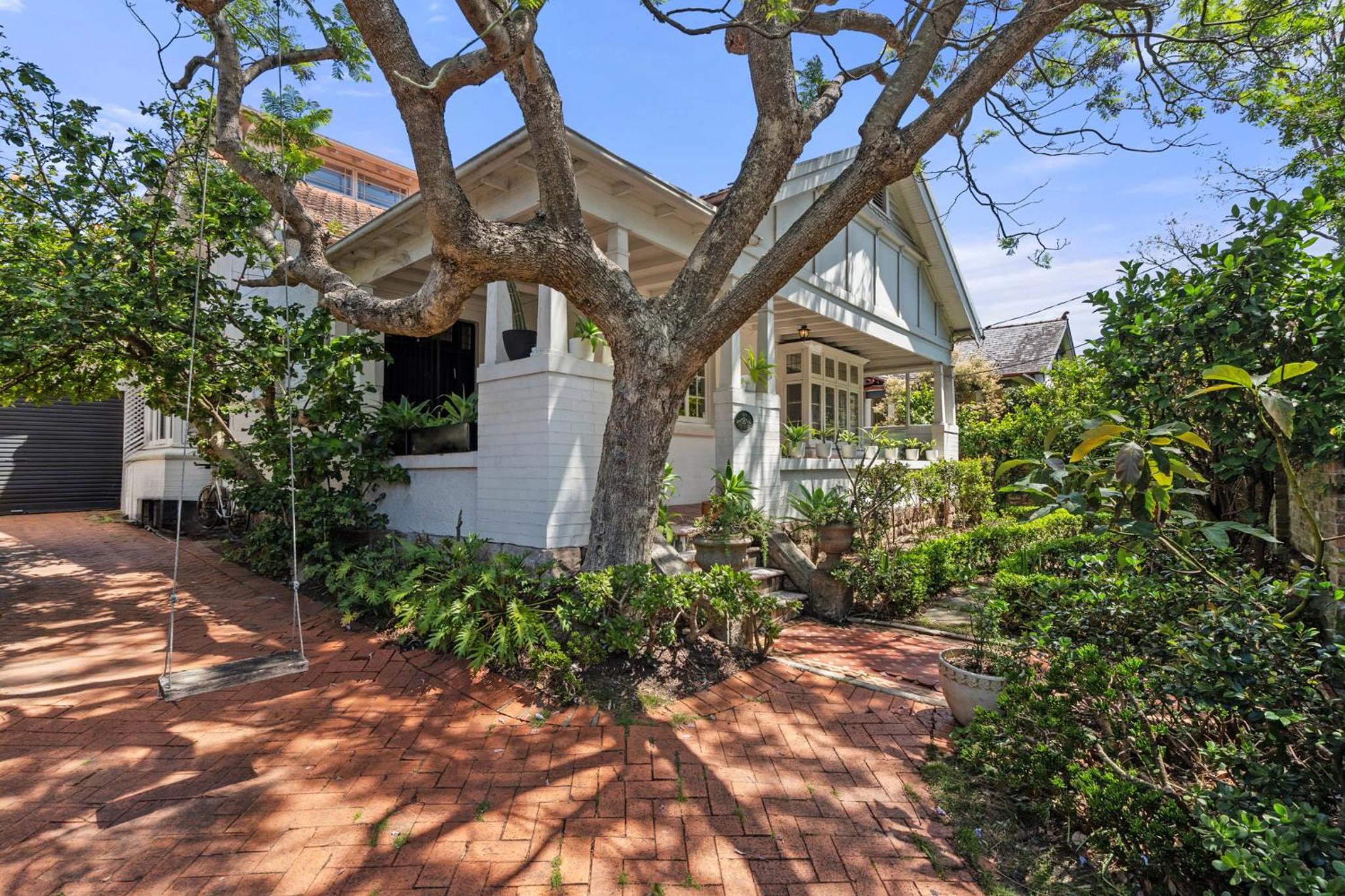 Garden Retreat 5-BDR House near Centennial Park