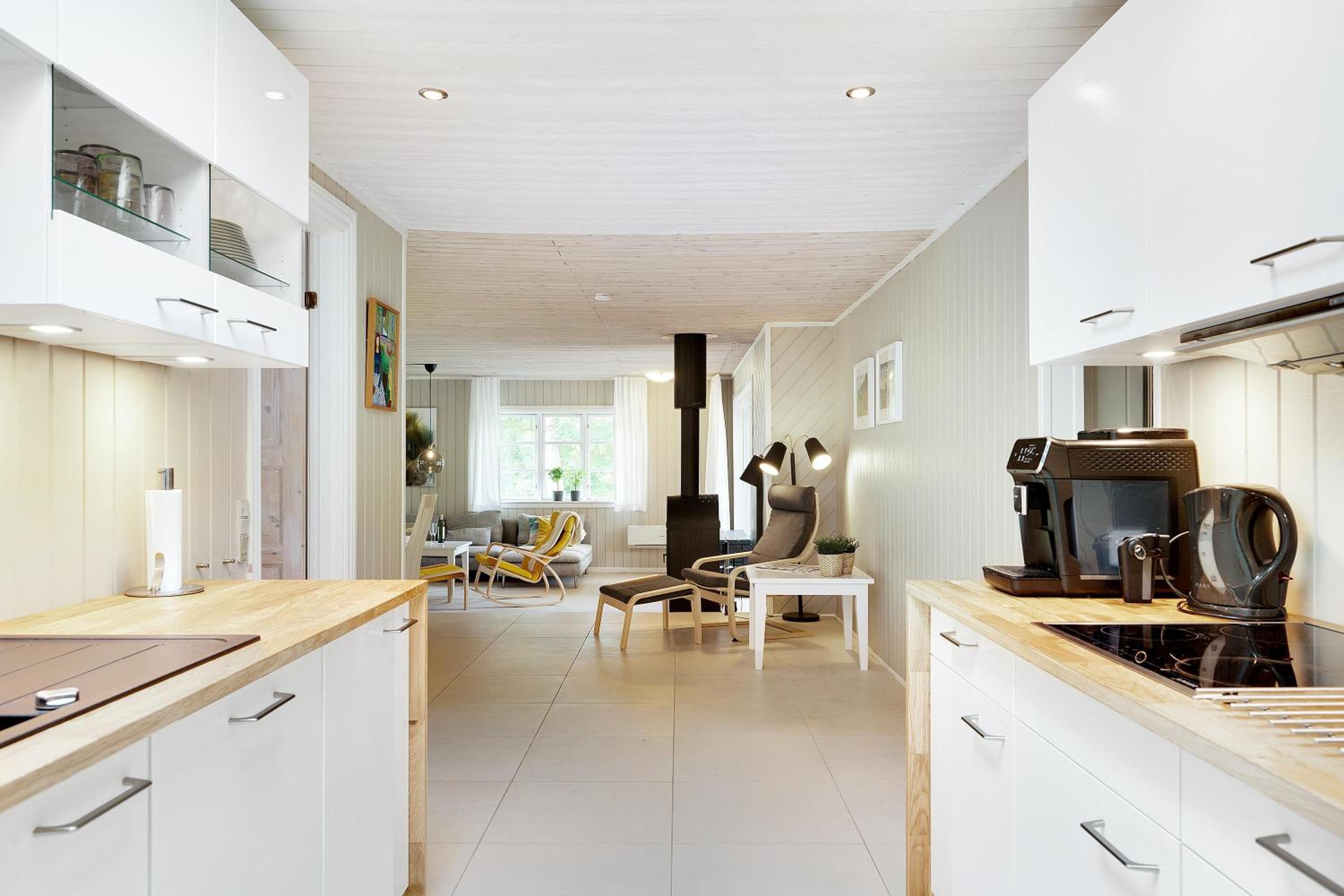 Stylish 10-Person Holiday Home With Spa Perfect For Families And Groups view 2
