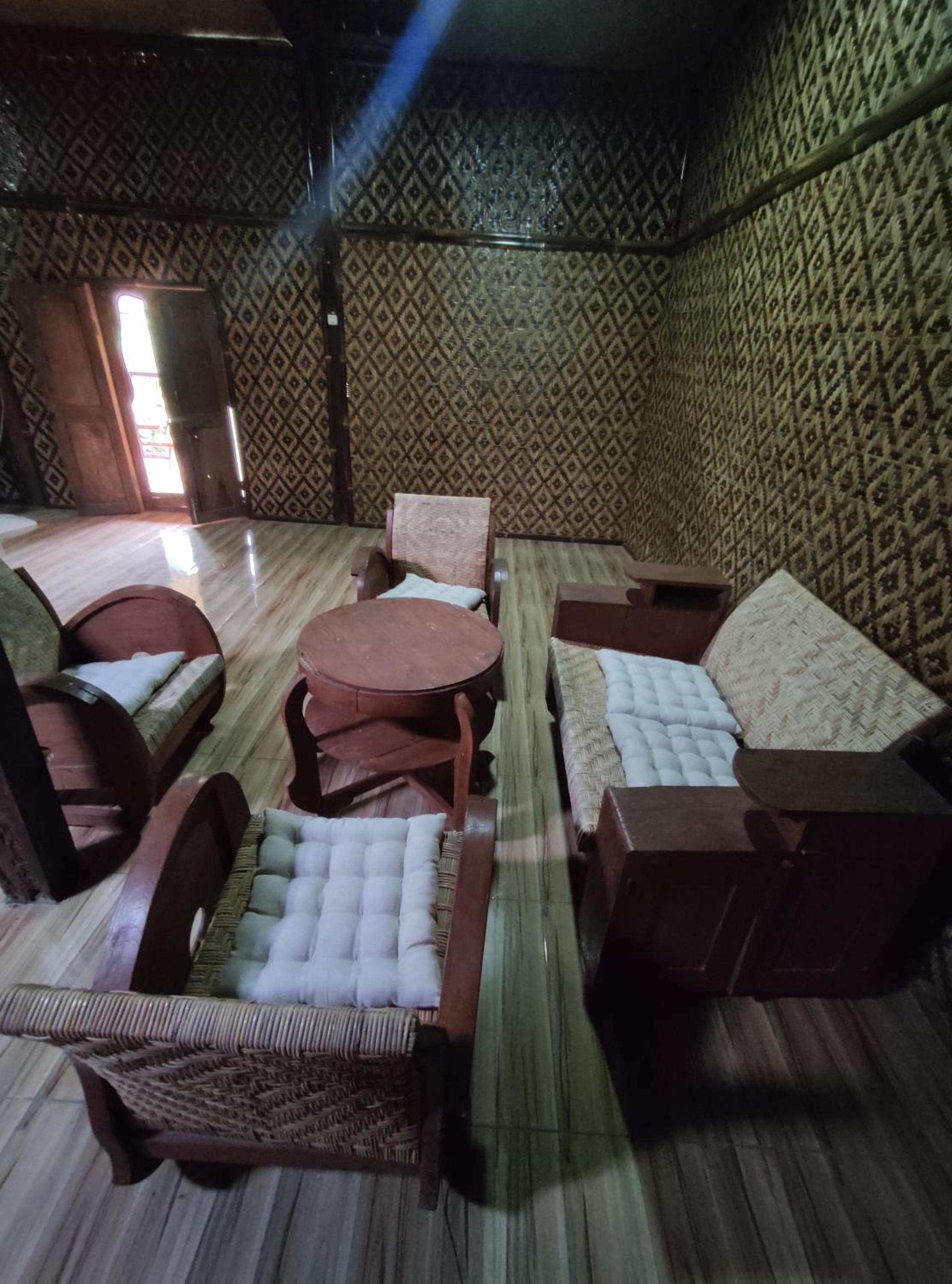 Púles Homestay