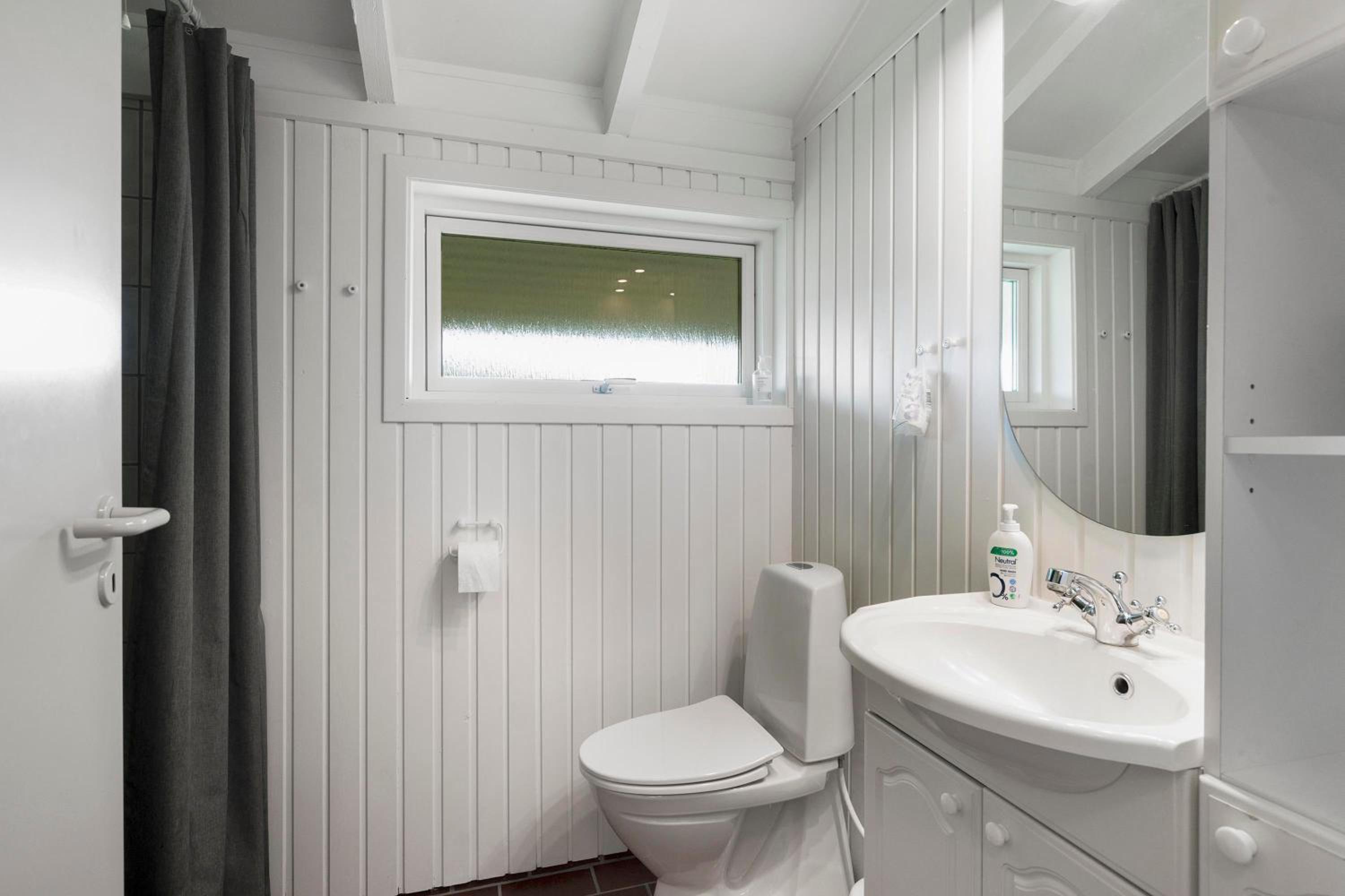 Flot Og Velholdt Sommerhus På Helgenæs