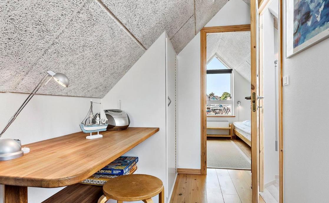 Amazing Home In Glesborg With 2 Bedrooms And Internet view 2