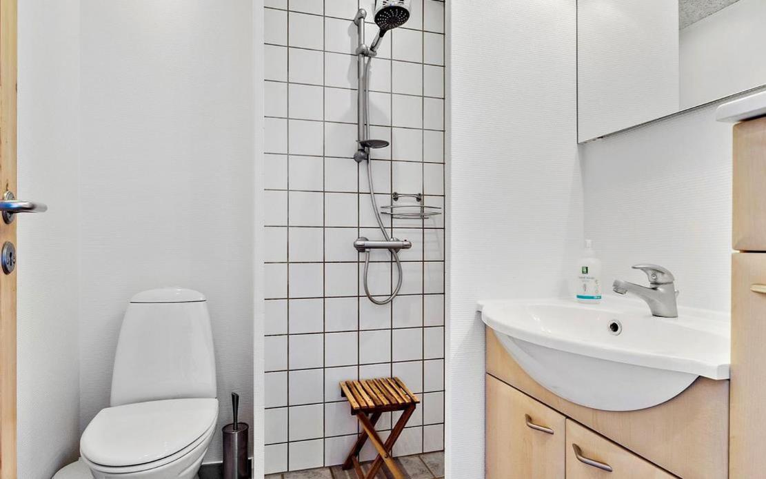 Amazing Home In Glesborg With 2 Bedrooms And Internet view 5