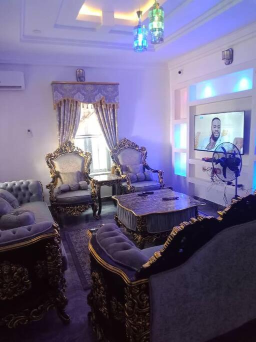 Executive Three Bedroom Suite