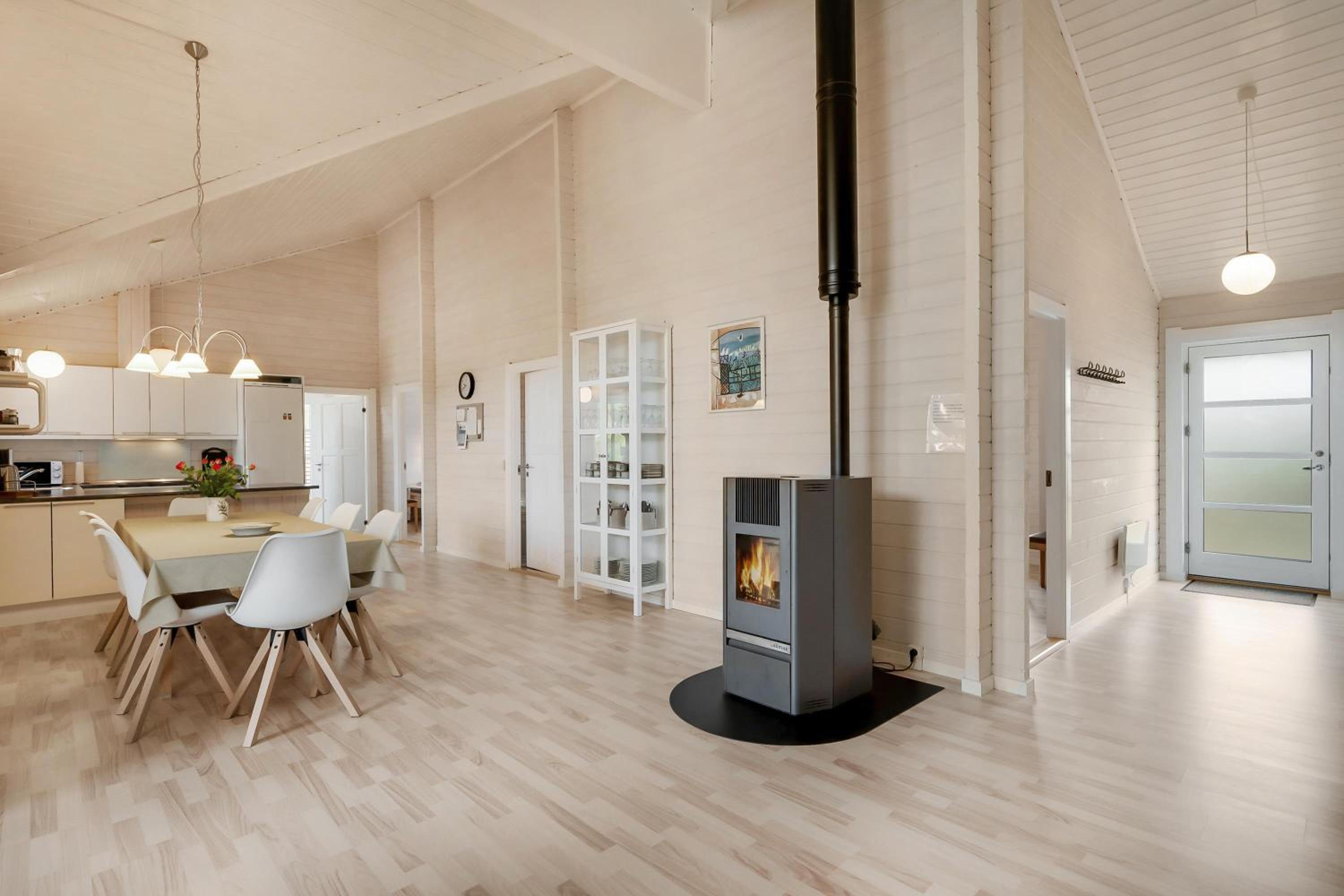 Nice Home In Ebeltoft With 3 Bedrooms And Internet view 4