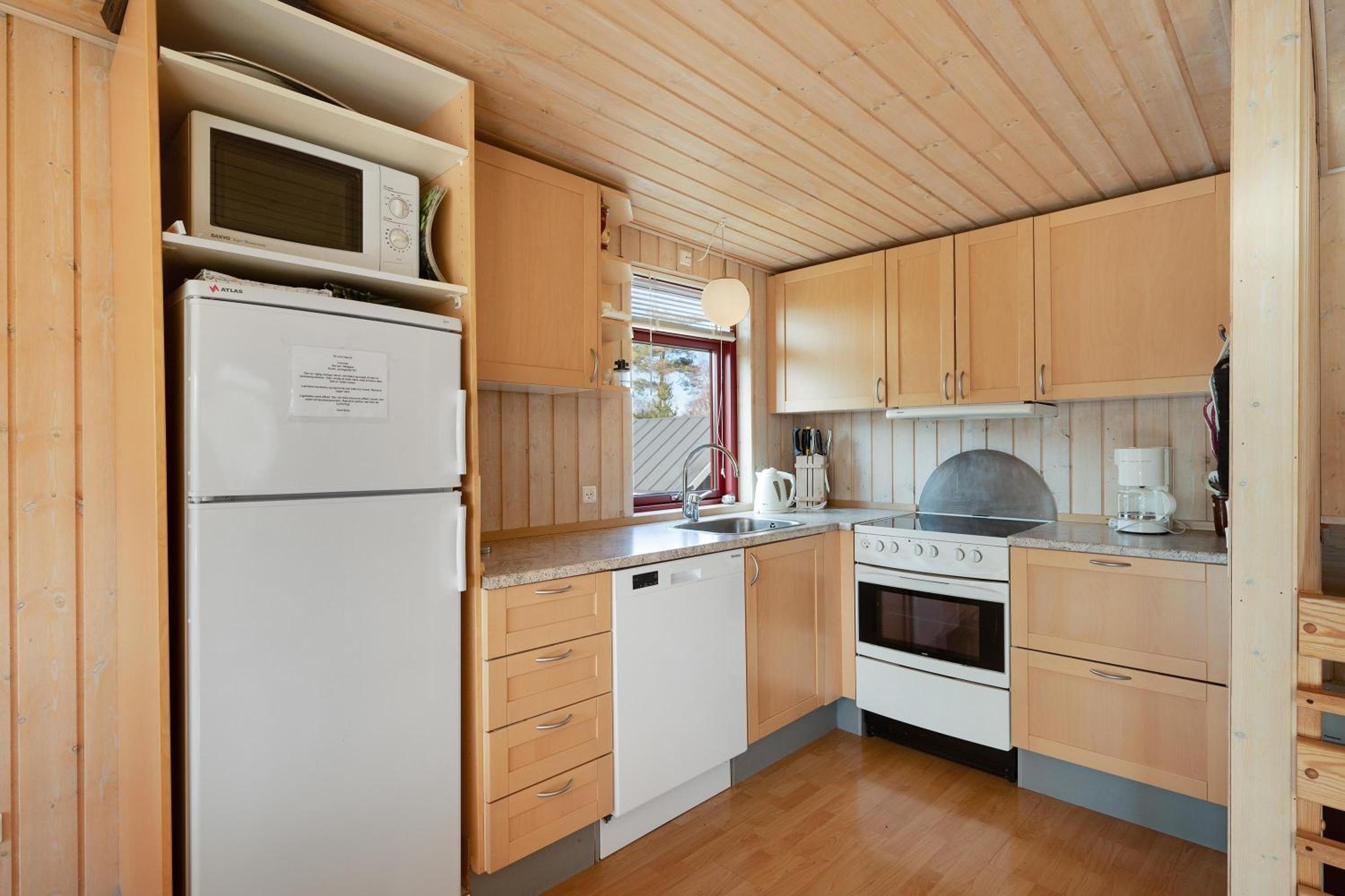 Cozy Grenaa Beach Holiday Home Ideal For Families, Just 150 Metres From The Sea view 2