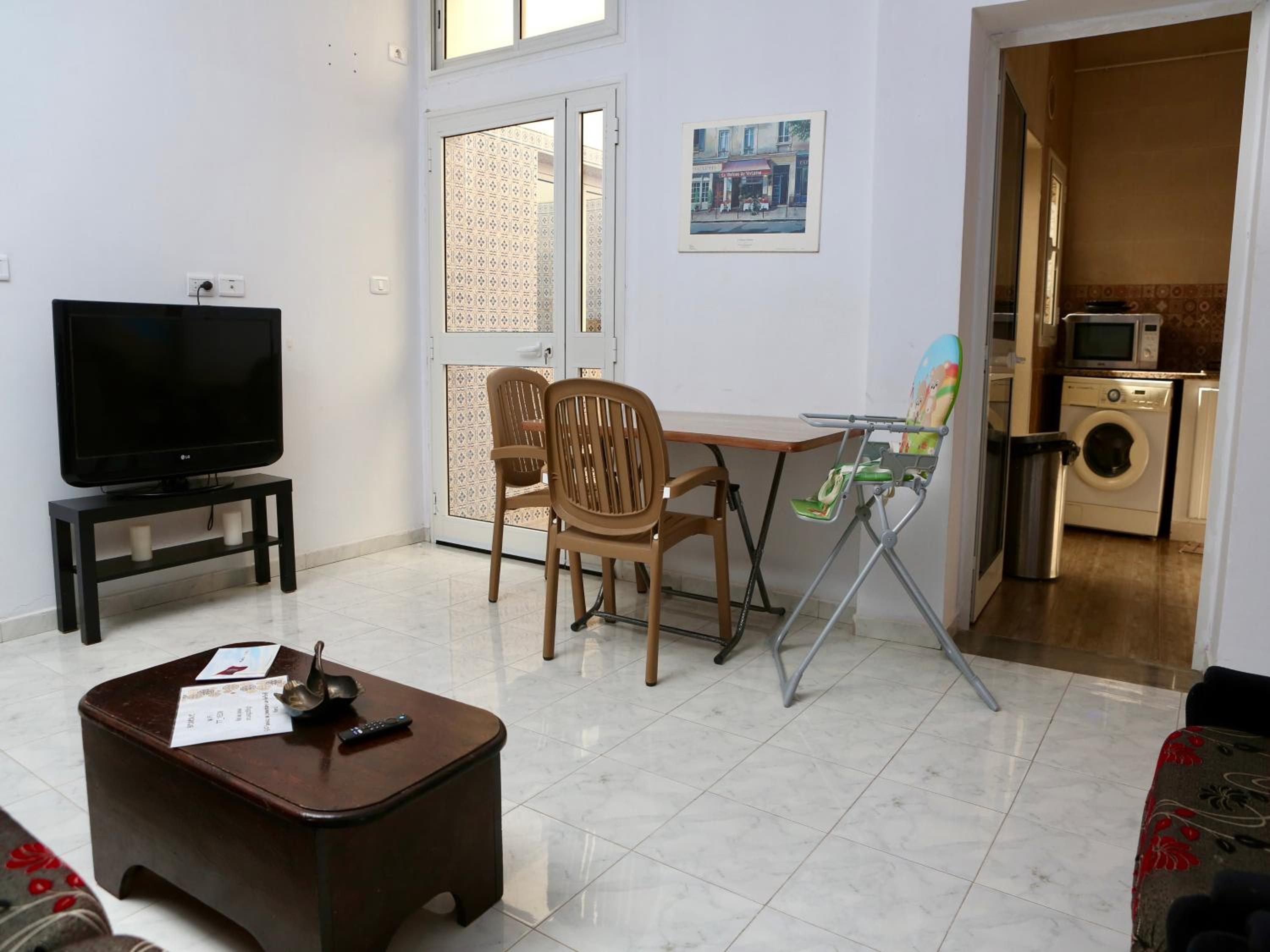 Residence Lyne view 3
