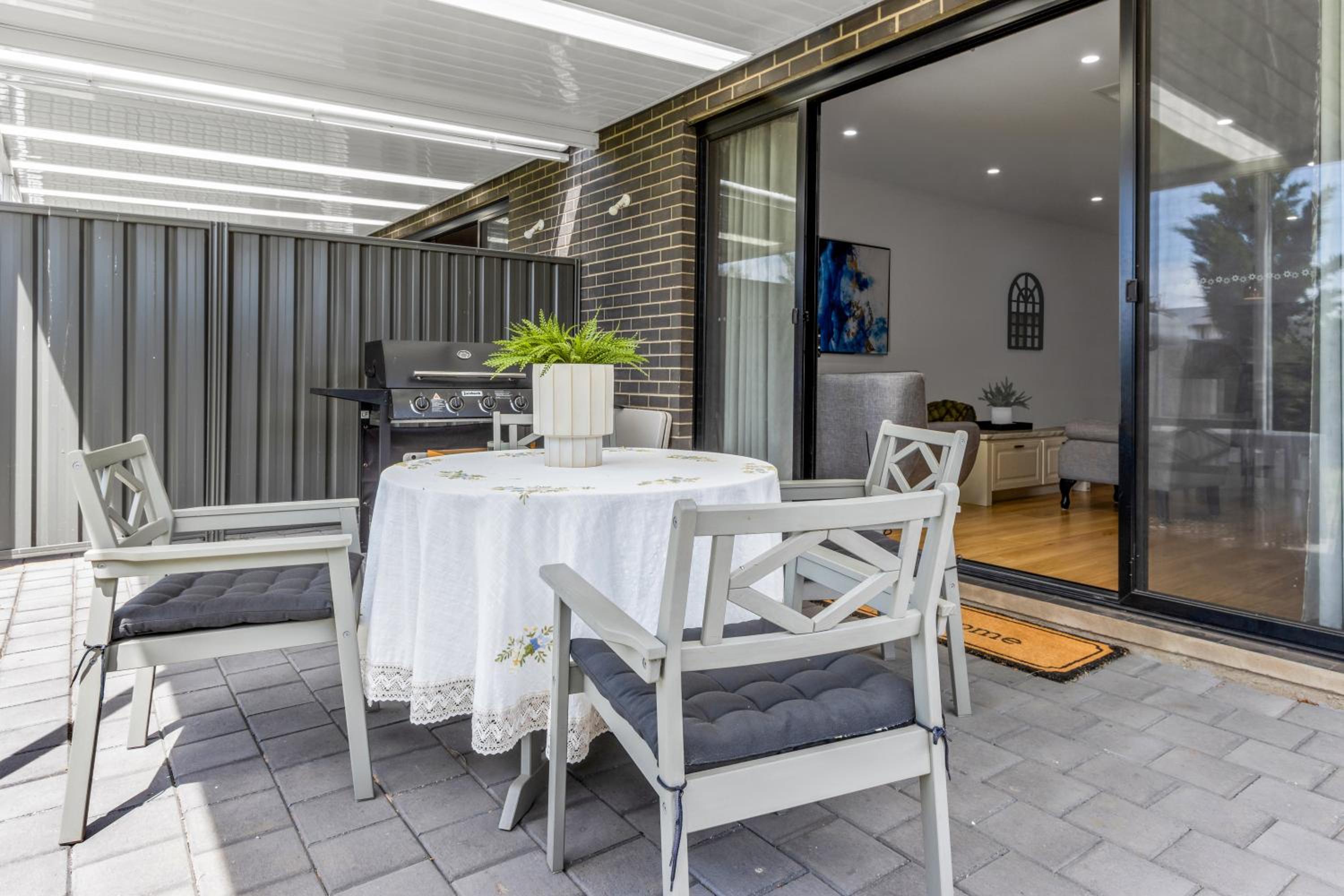 Entire 2 storey home in Tranmere