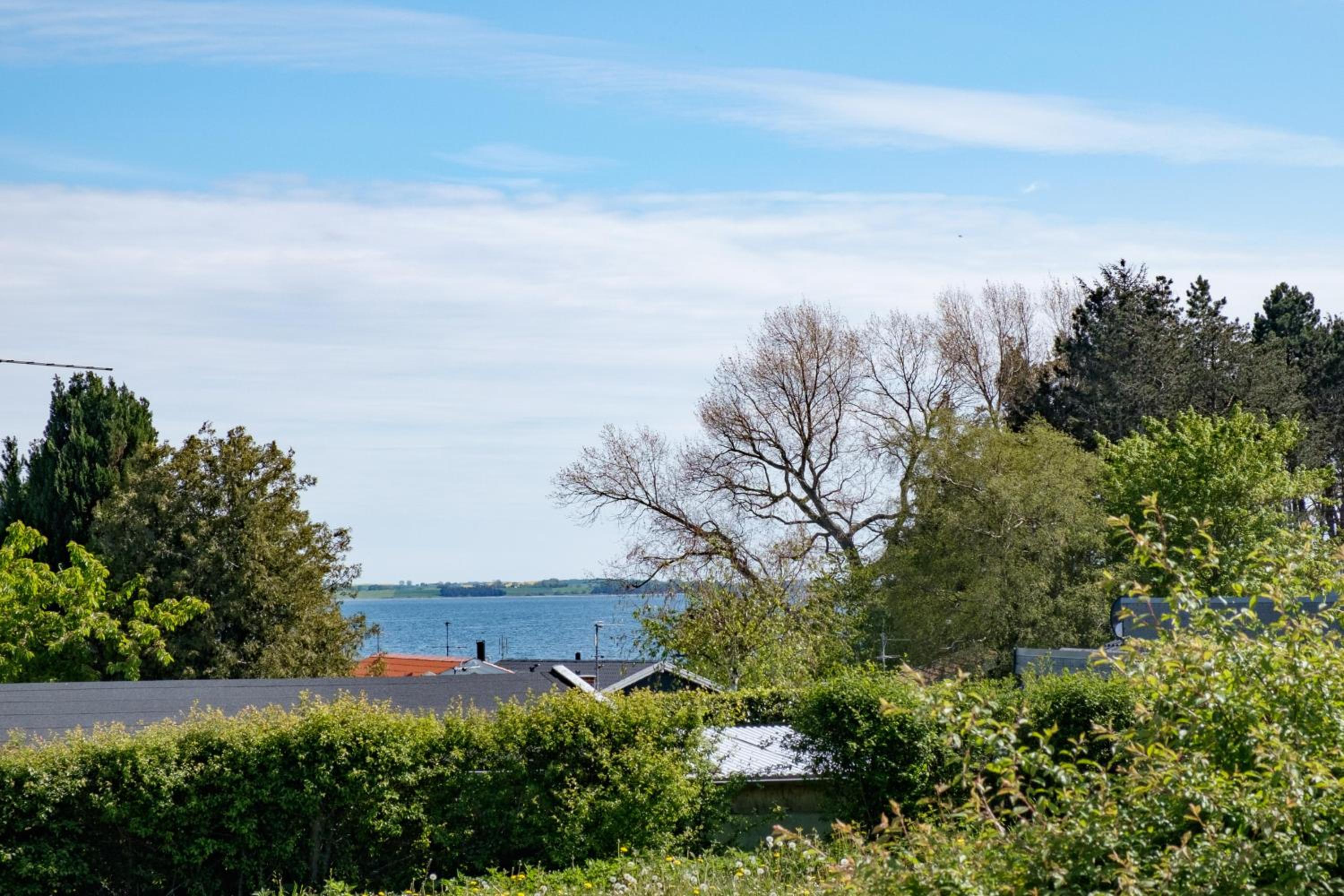 Nice Home In Rønde With 3 Bedrooms And Wifi