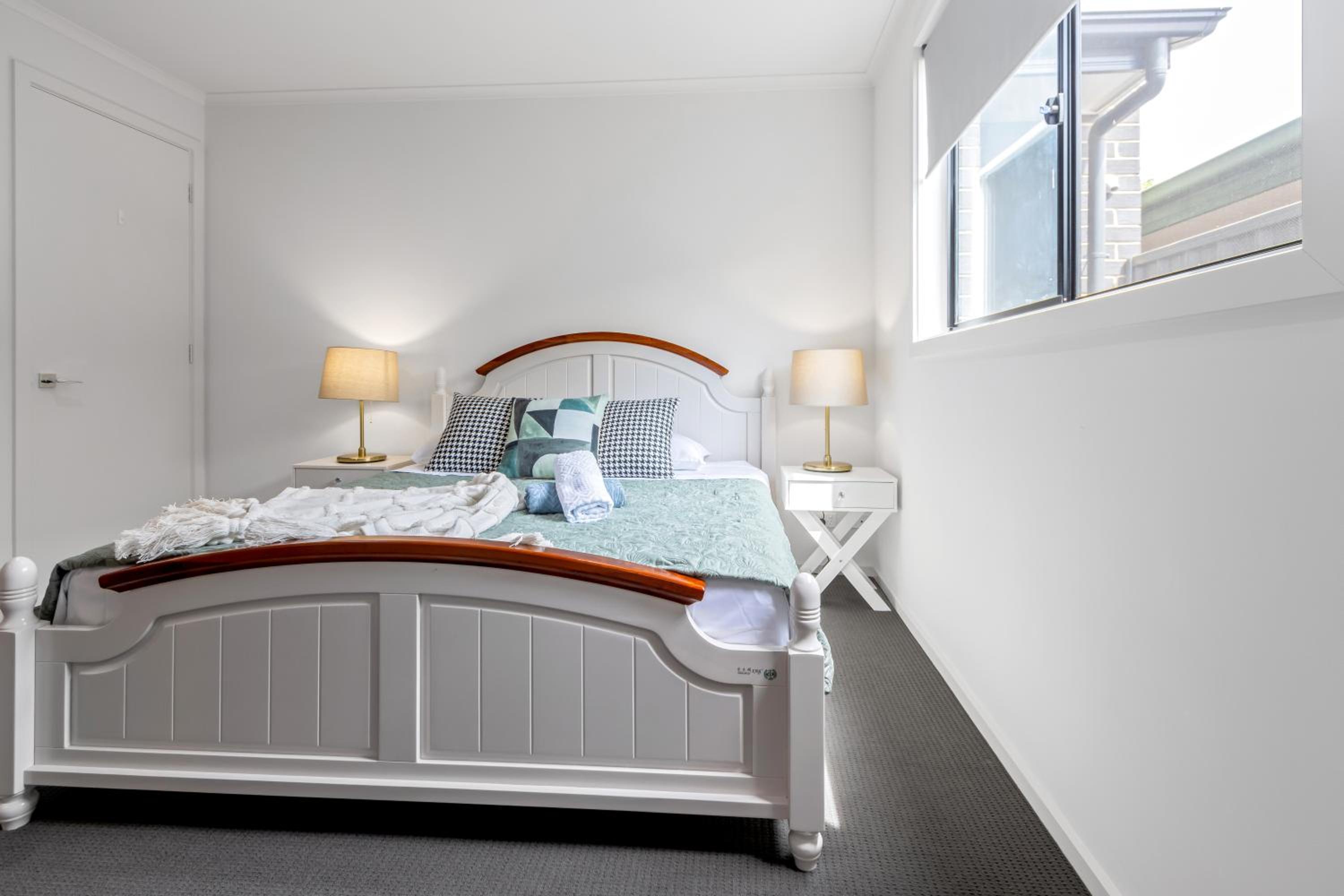 Entire 2 storey home in Tranmere