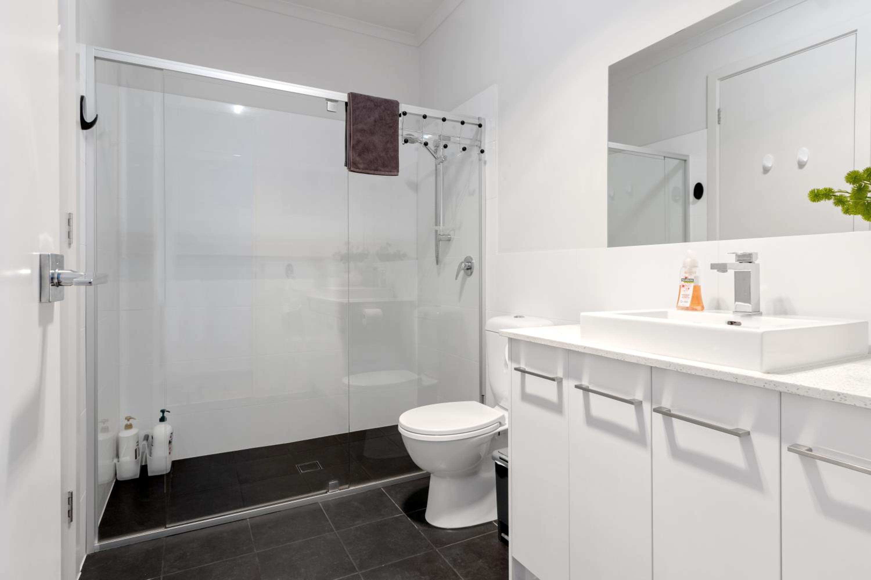 Entire 2 storey home in Tranmere